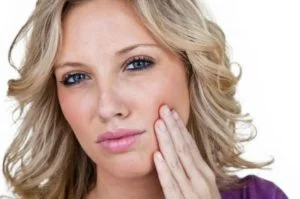 dental-implants-problems-alcohol-300x199.jpg