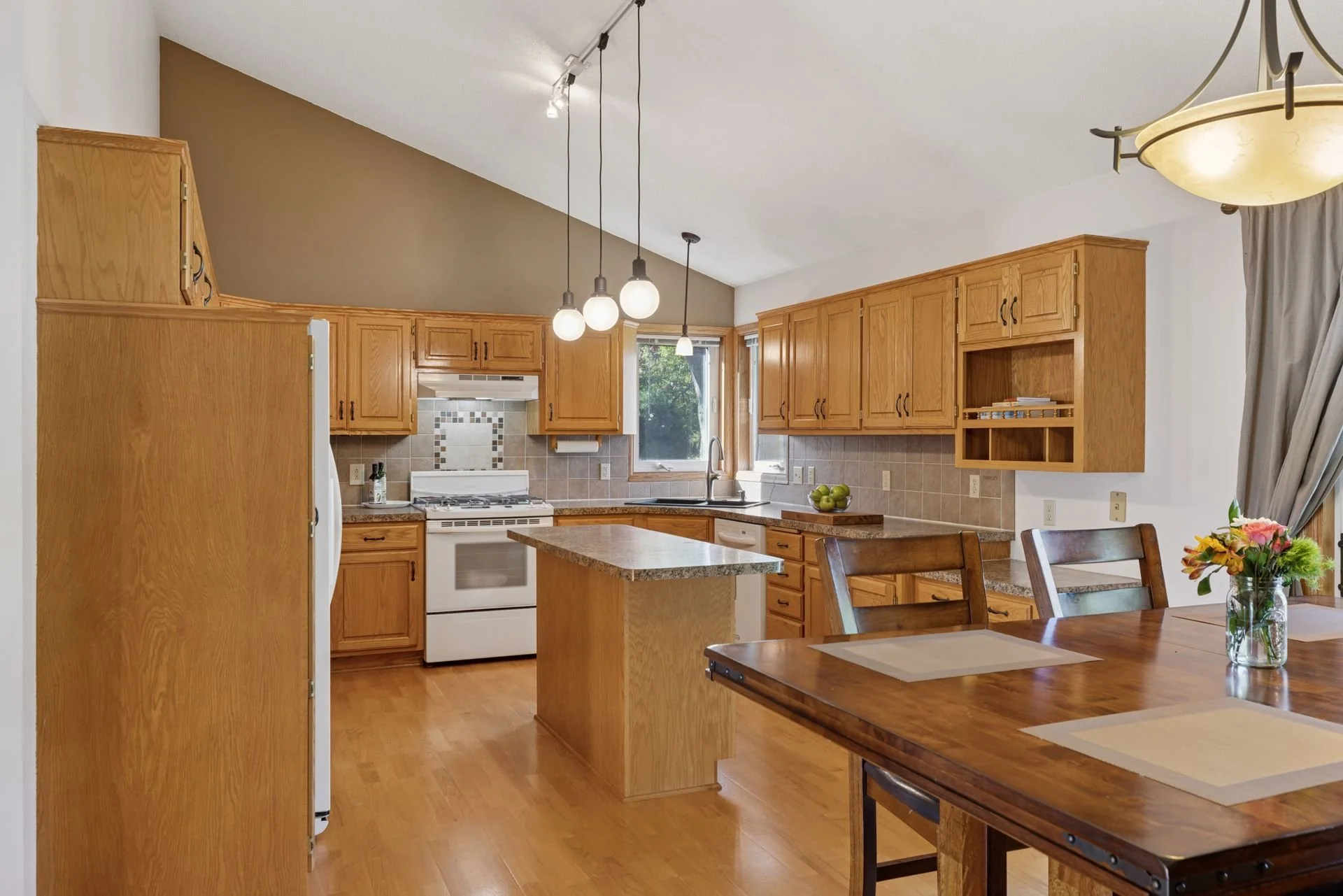 6465 West Shadow Lake Drive - Spacecrafting - 0012.jpg