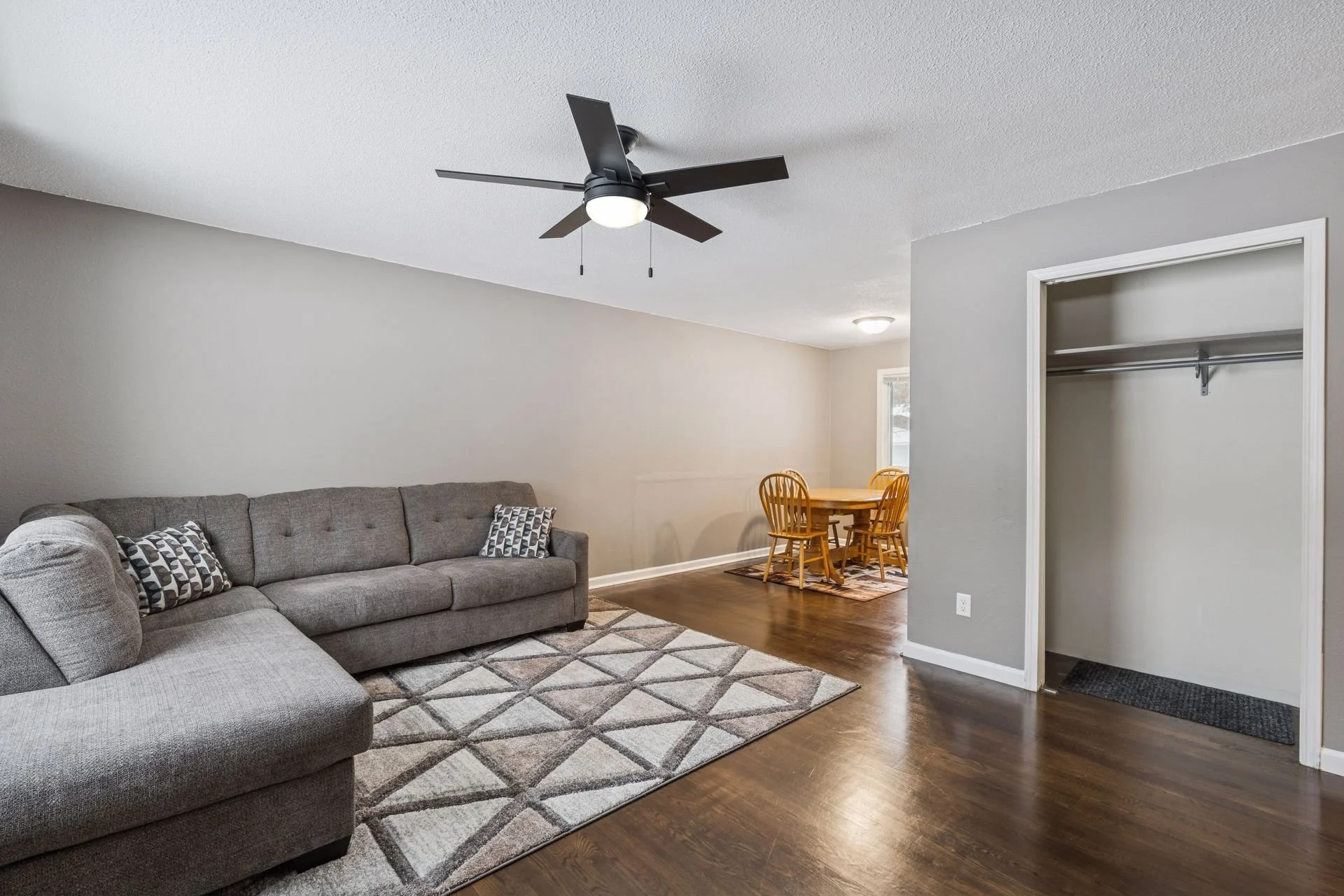 26261 7th Street W - Spacecrafting - 0010.jpg