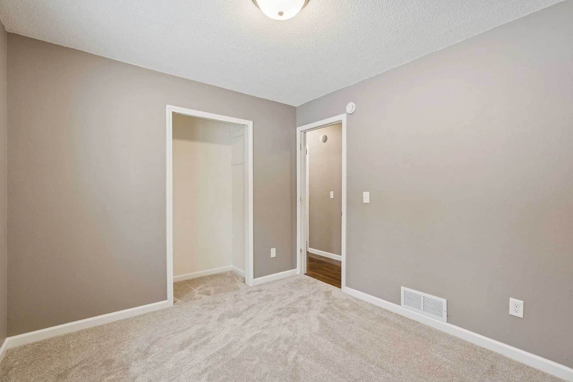 26261 7th Street W - Spacecrafting - 0021.jpg