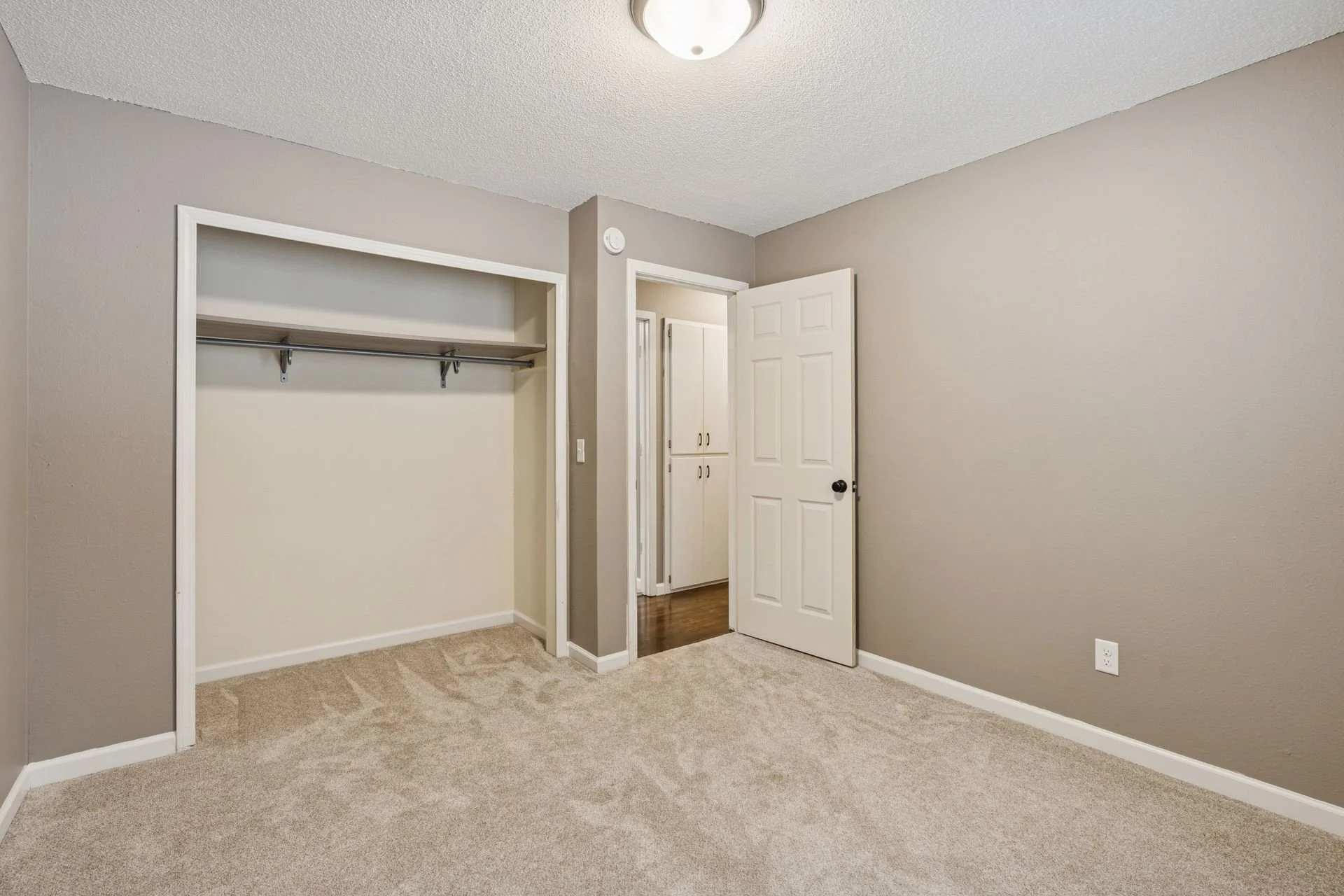 26261 7th Street W - Spacecrafting - 0023.jpg