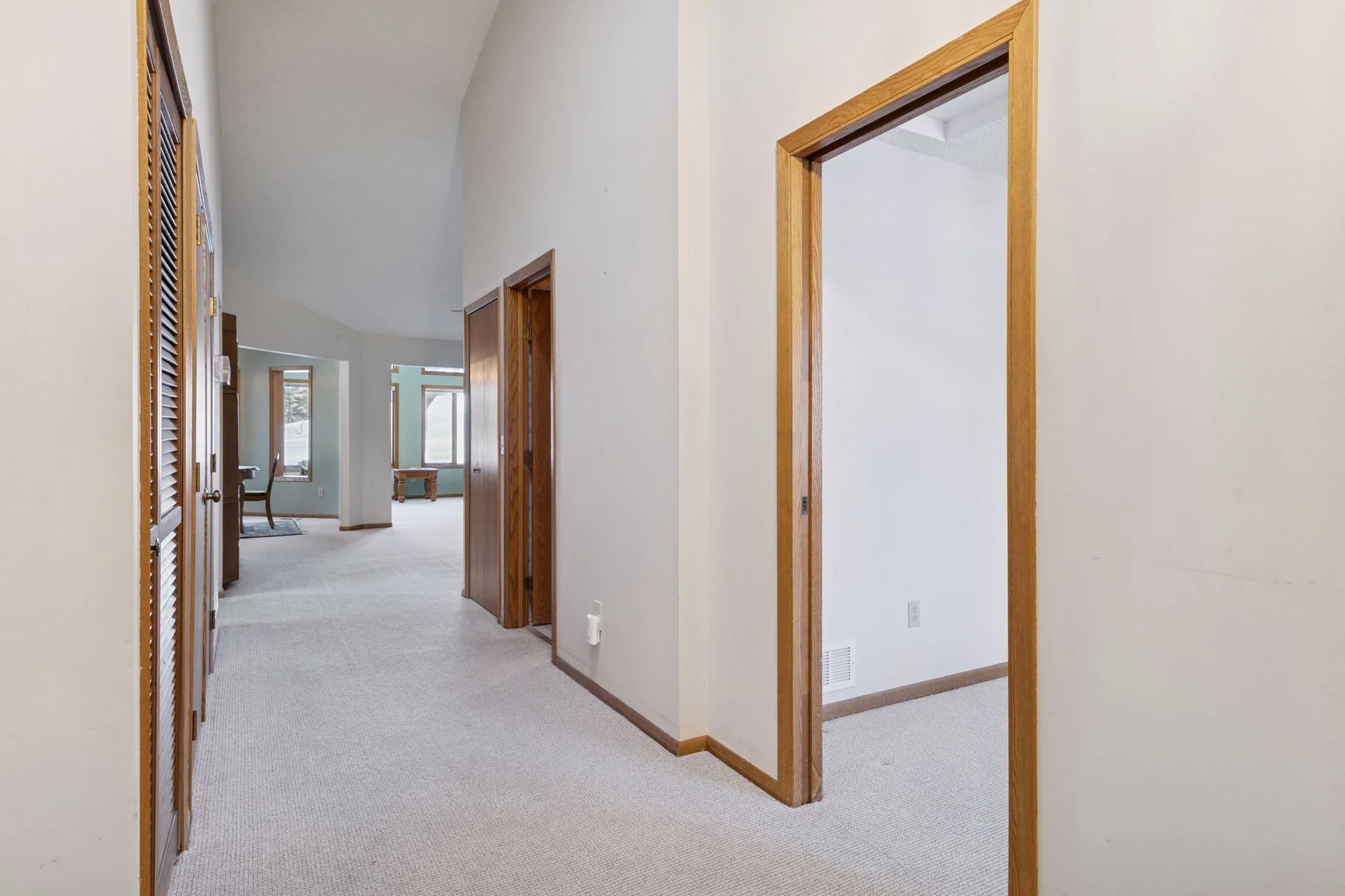 2684 Lake Court Drive - Spacecrafting - 0006.jpg