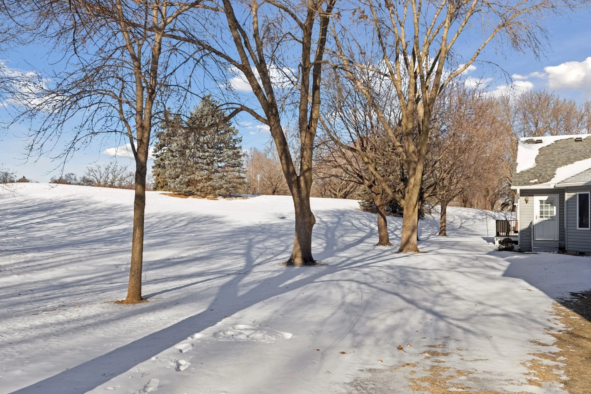 2684 Lake Court Drive - Spacecrafting - 0038.jpg