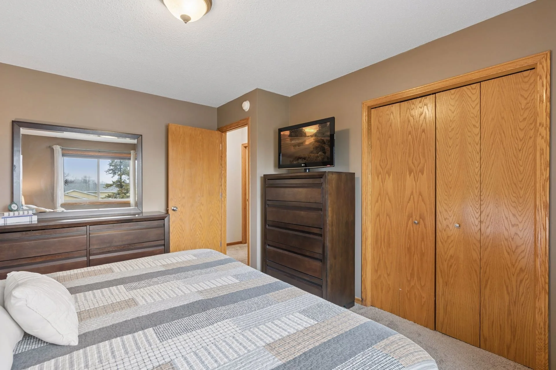 1288 129th Lane Northeast - Spacecrafting - 0017.jpg