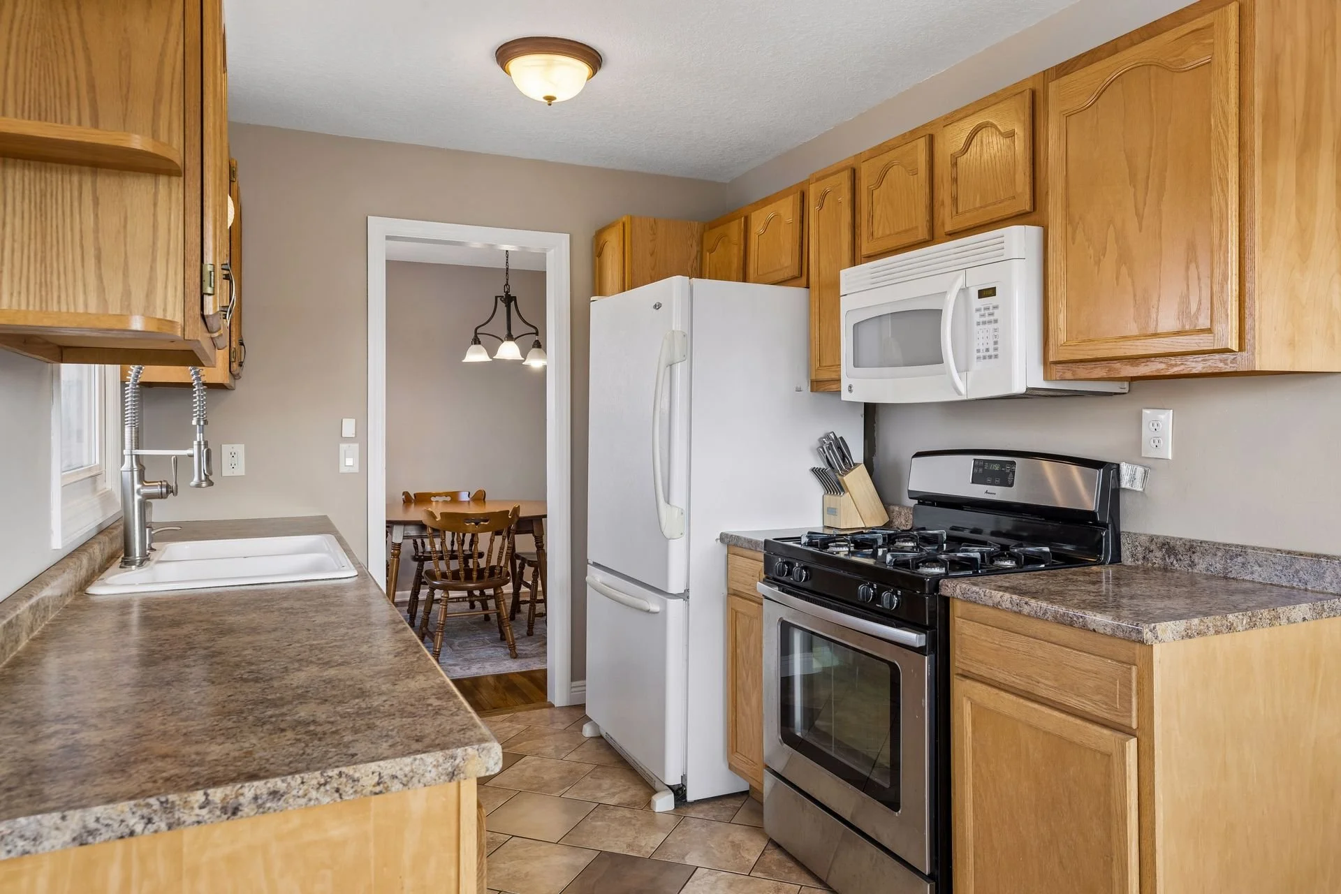 1713 Independence Avenue South - Spacecrafting - 0011.jpg