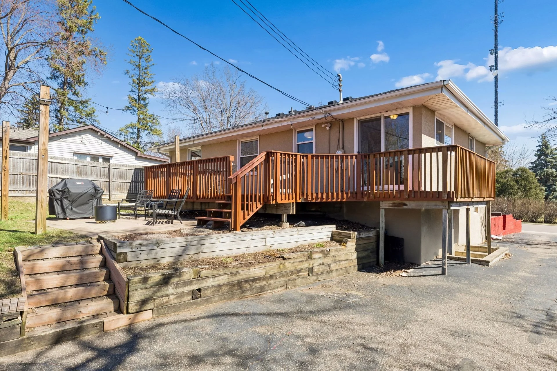 1713 Independence Avenue South - Spacecrafting - 0036.jpg