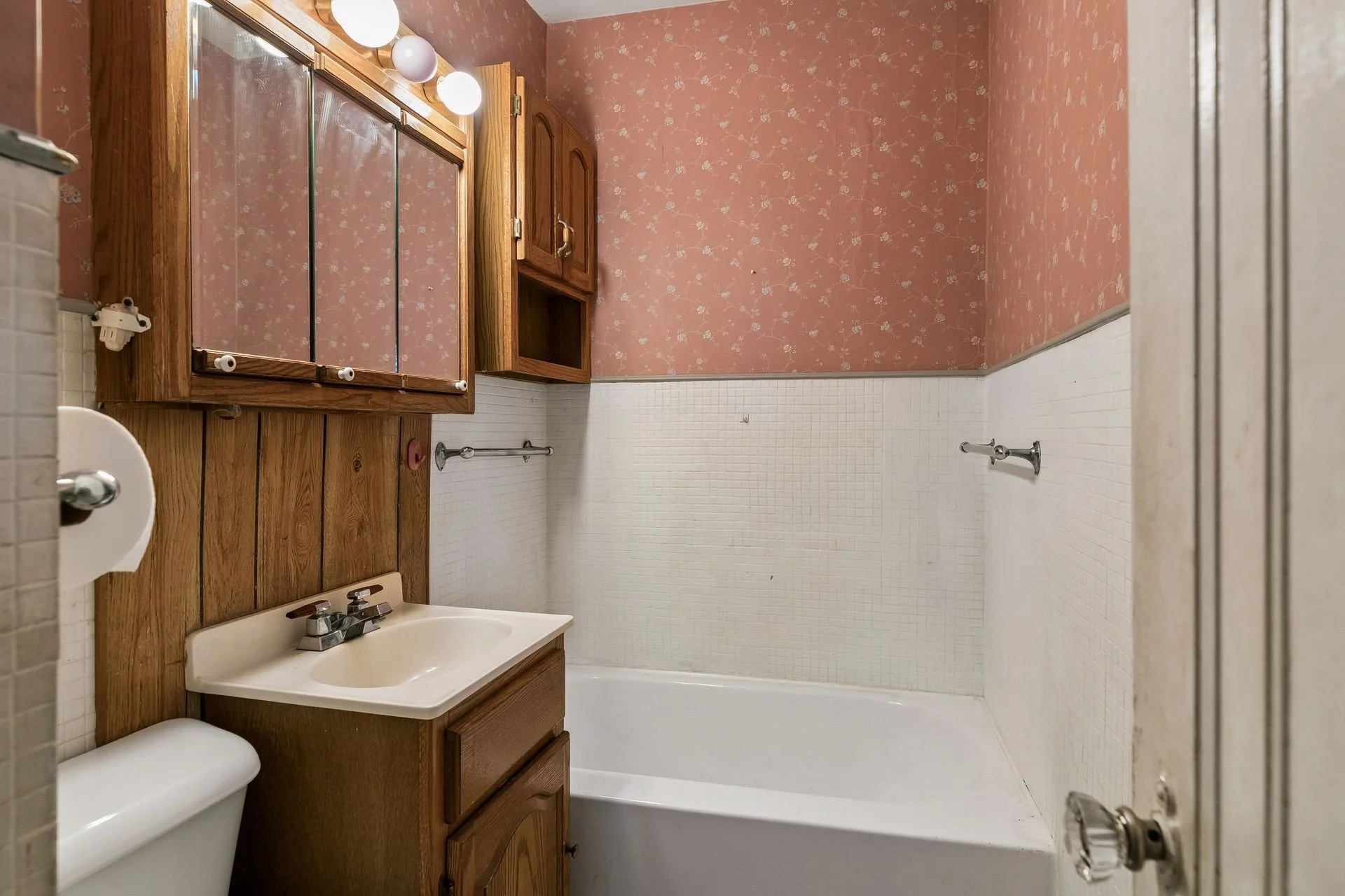 660 County Road D East - Spacecrafting - 0021.jpg