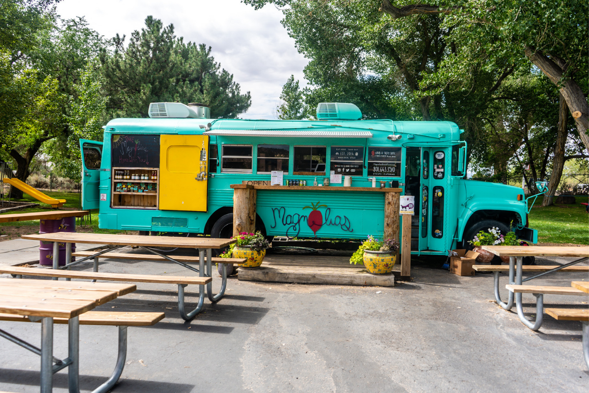 southern-utah-road-trip-itinerary-magnolias-street-food-truck.png