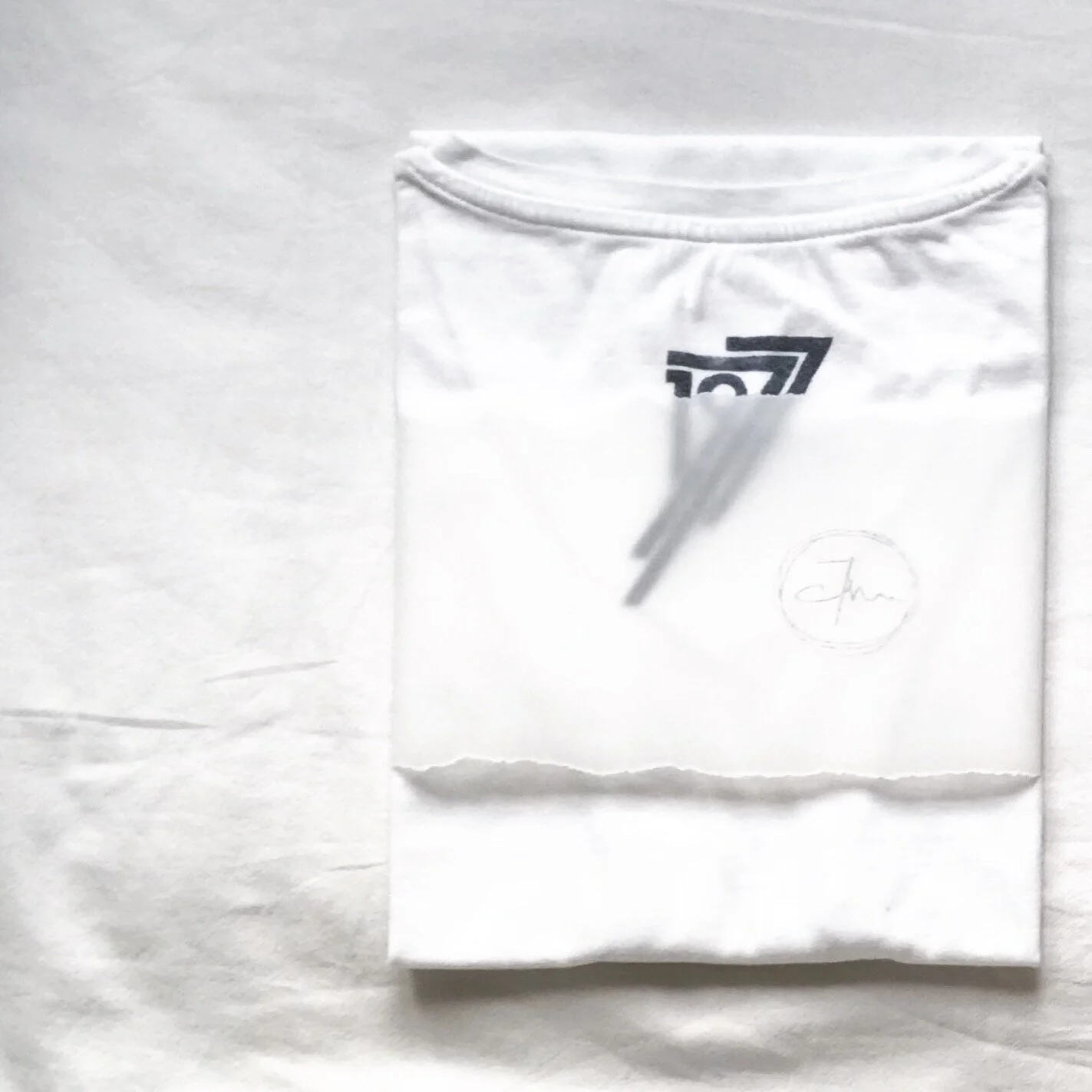 seventy seven boyfriend tee…