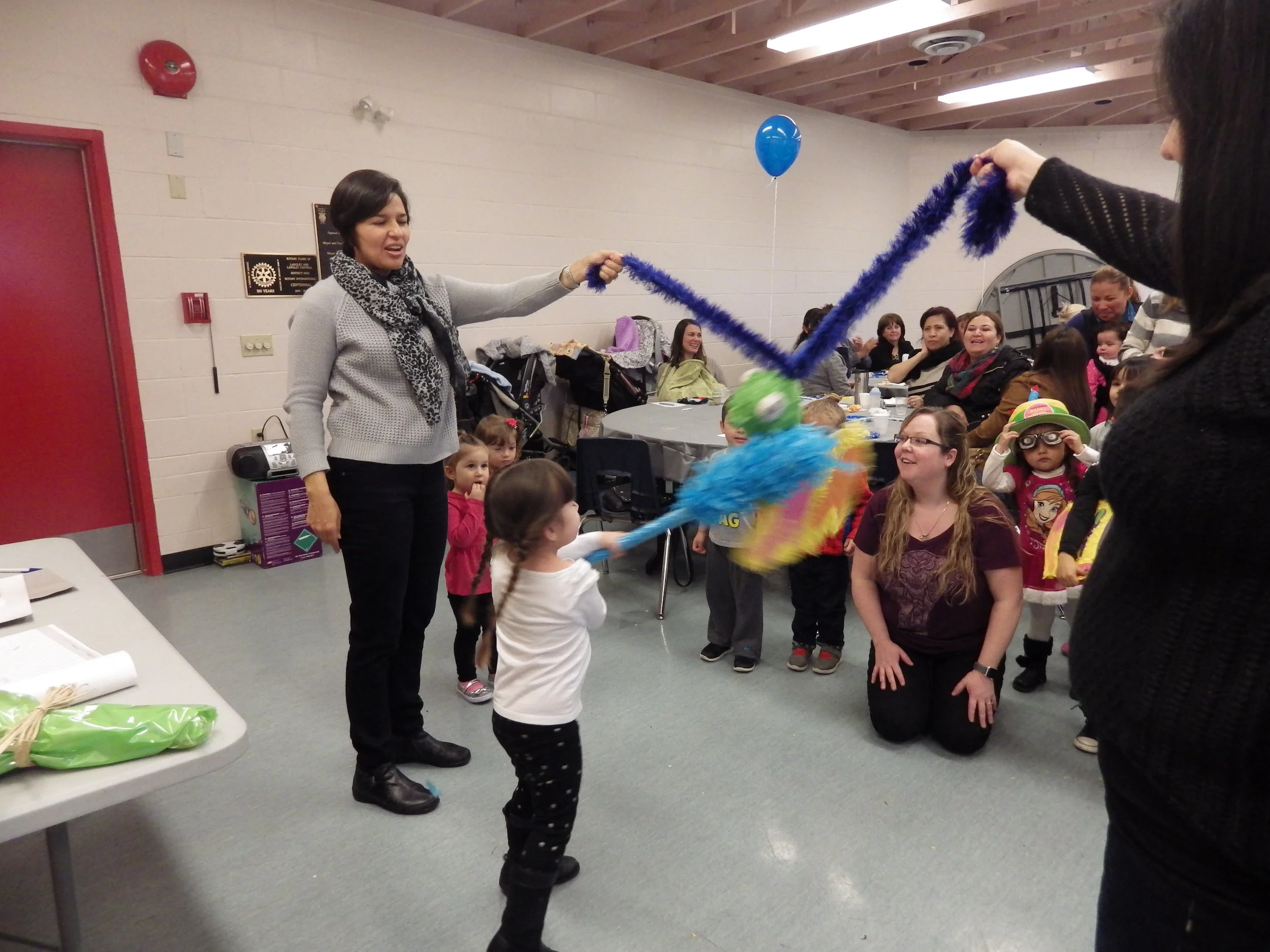 Spanish Family Power - Program photos - Keeping In Touch BC