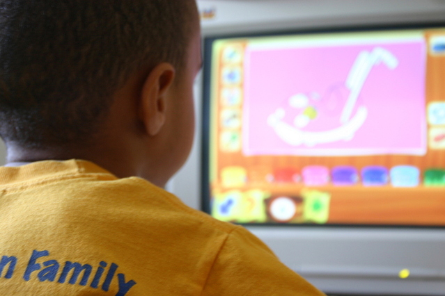 Good Digital Parenting - Kids Computers FreeImages.com User Anissa Thompson - Keeping In Touch BC