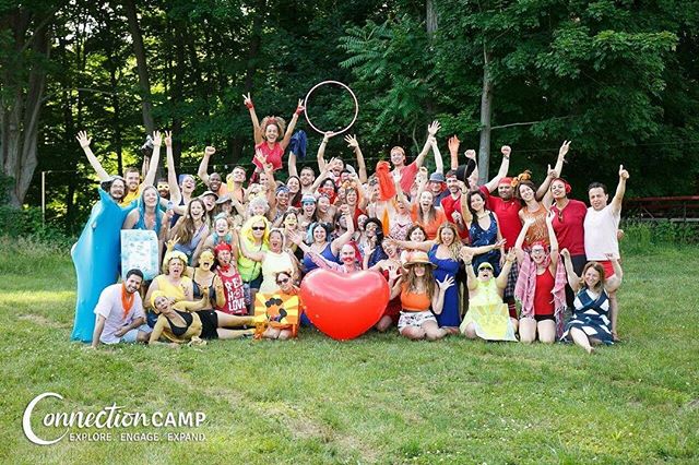 BRINGING IN THE VIBES ON THIS MAGICAL MONDAY!
&bull;
Color Olympics was epic! Ya'll got some VIVACIOUS TEAM SPIRIT.
&bull;
#ColorOlympics2018 #ConnectionCamp #magicalmonday #monday #vibes #colorfullife #camp