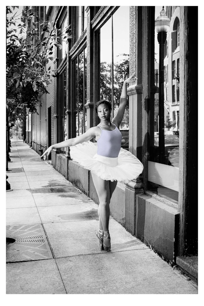 solo ballerina on halsted street | © preston lewis thomas