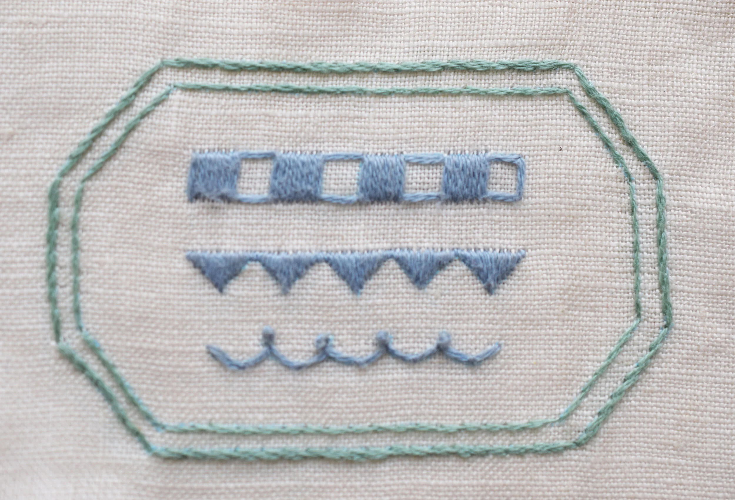Satin Back Outline stitch