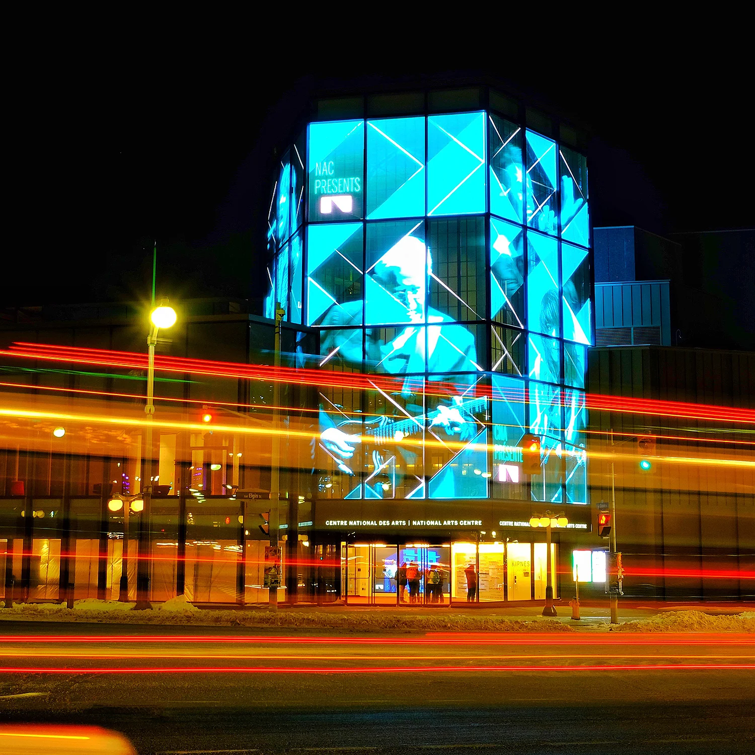 loveOttawa_NAC_KipnesLantern_final.jpg