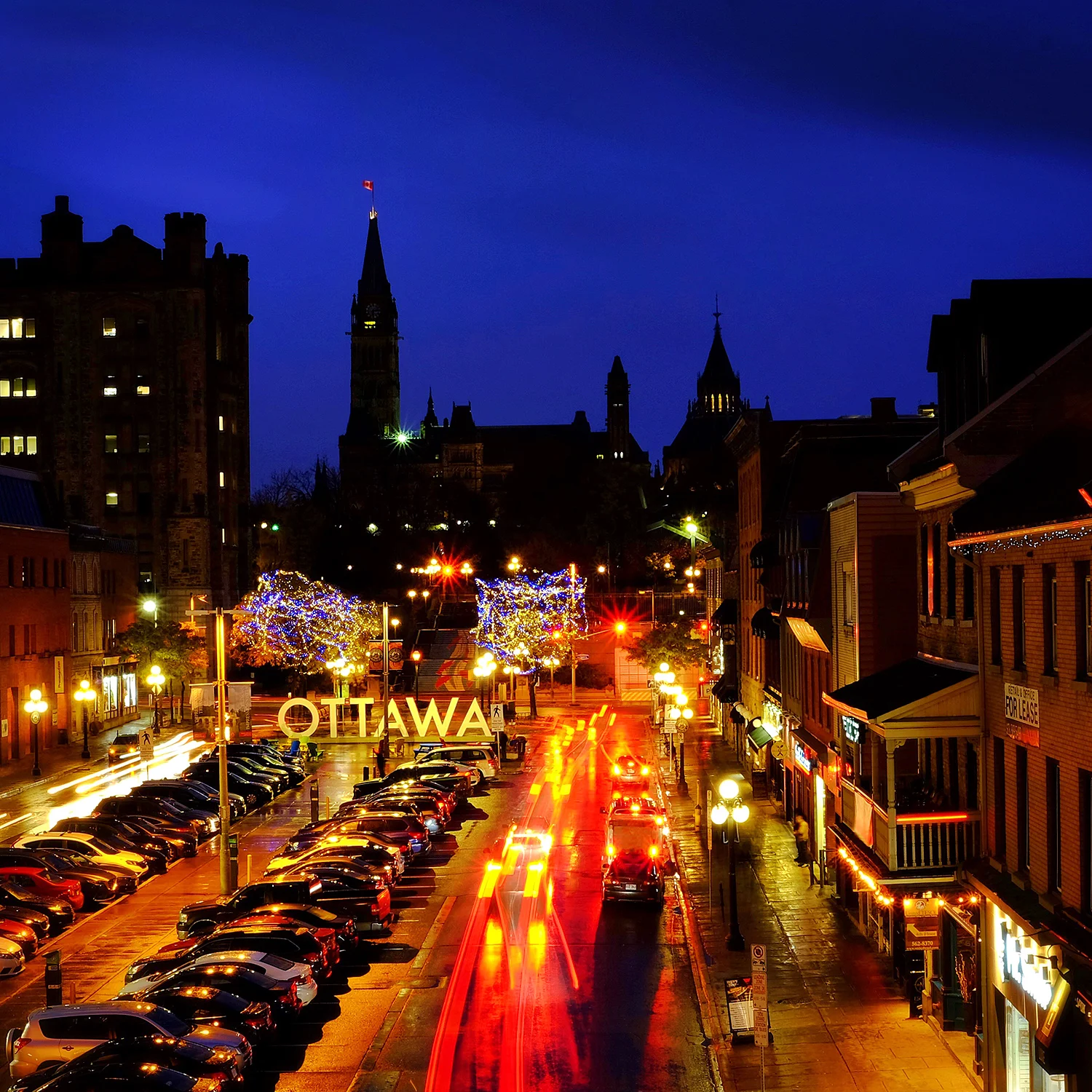 loveOttawa_BywardMarketSkyline_web.jpg