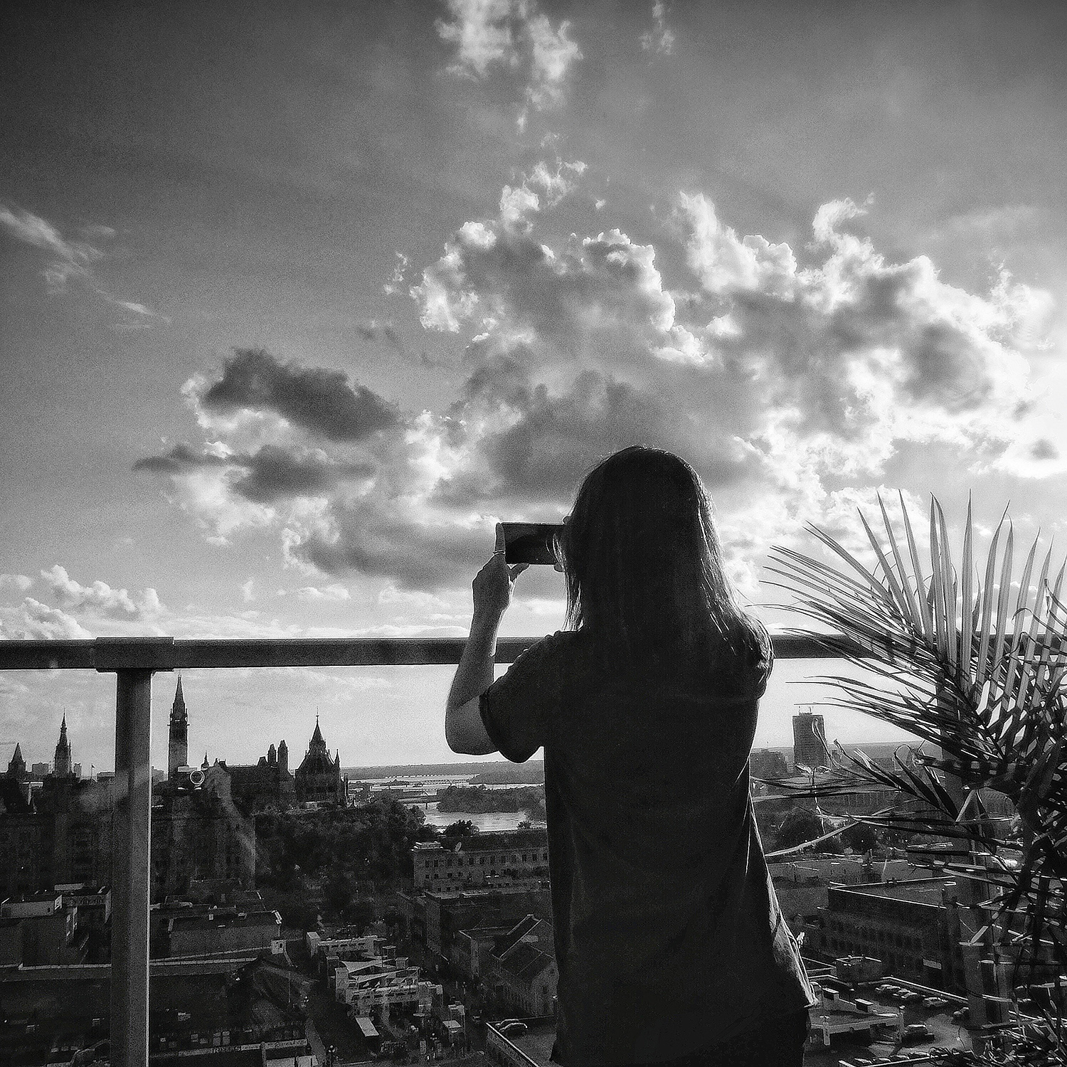 loveOttawa-AndazRooftop-web.jpg