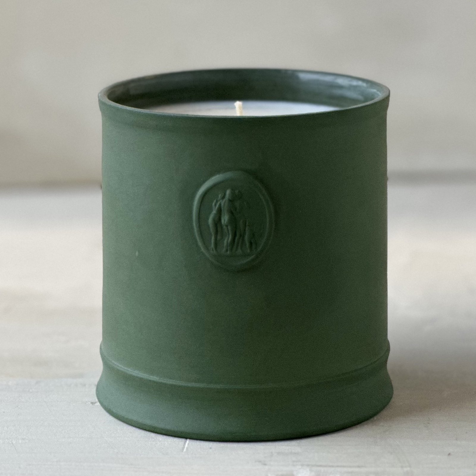 3  Graces Cameo Vessel Candle Green (12 oz.) No. 4 Smoky Cedar Amber Vetiver