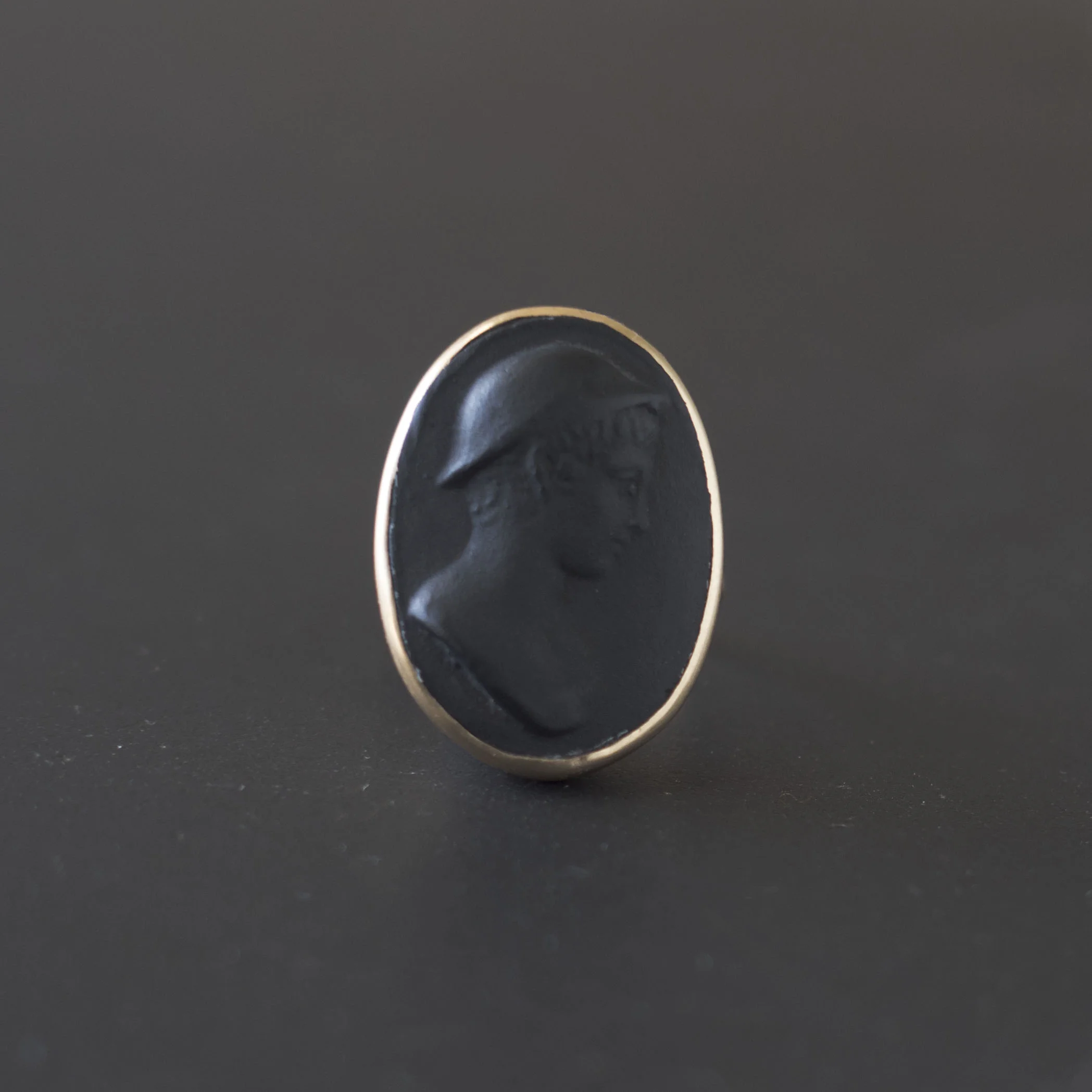 cameo ring porcelain