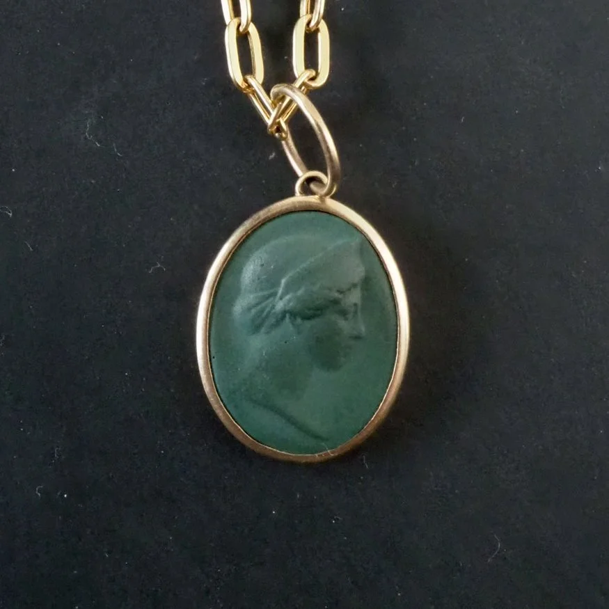 10K Gold Diana Pendant Green