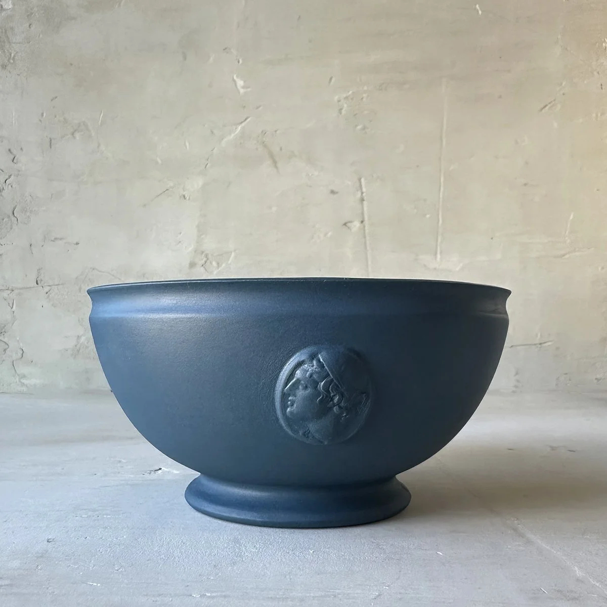 BLUEAPOLLOBOWL.jpg