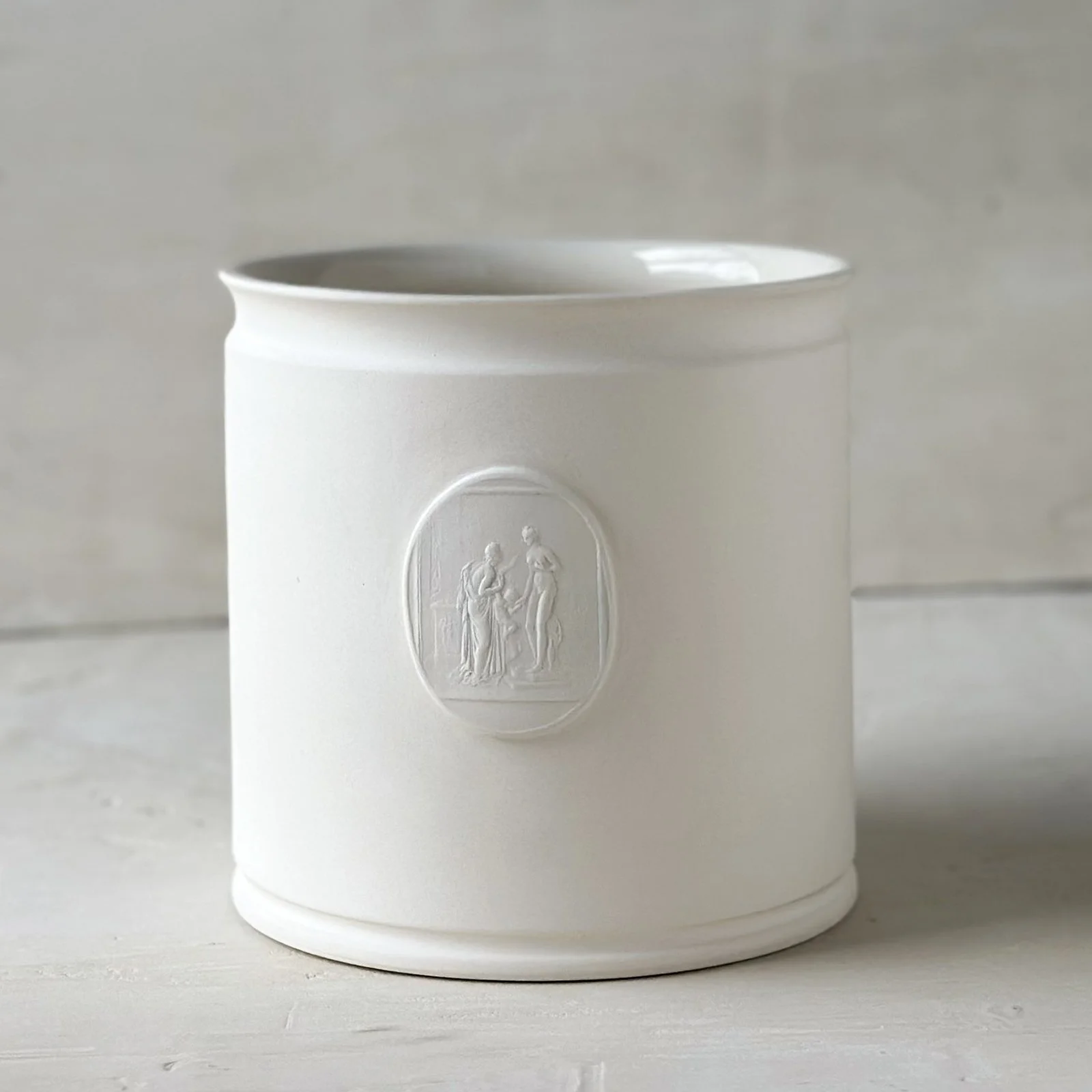 White Pygmalion & Galatea Cameo Crock