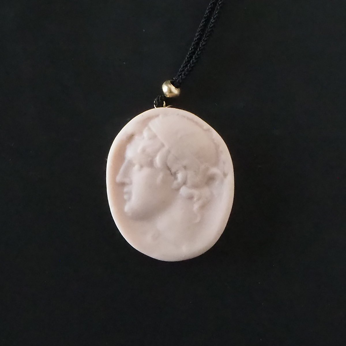 BLUSHAPOLLOPENDANT.jpg