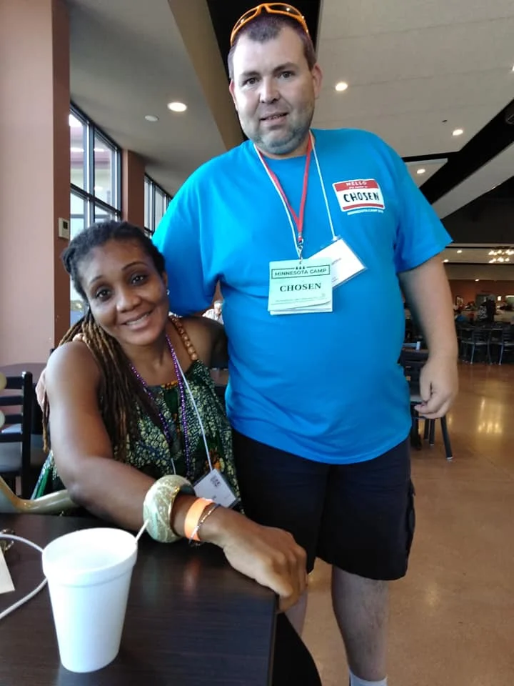 40117410_355708998303412_2521815431103119360_n.jpg