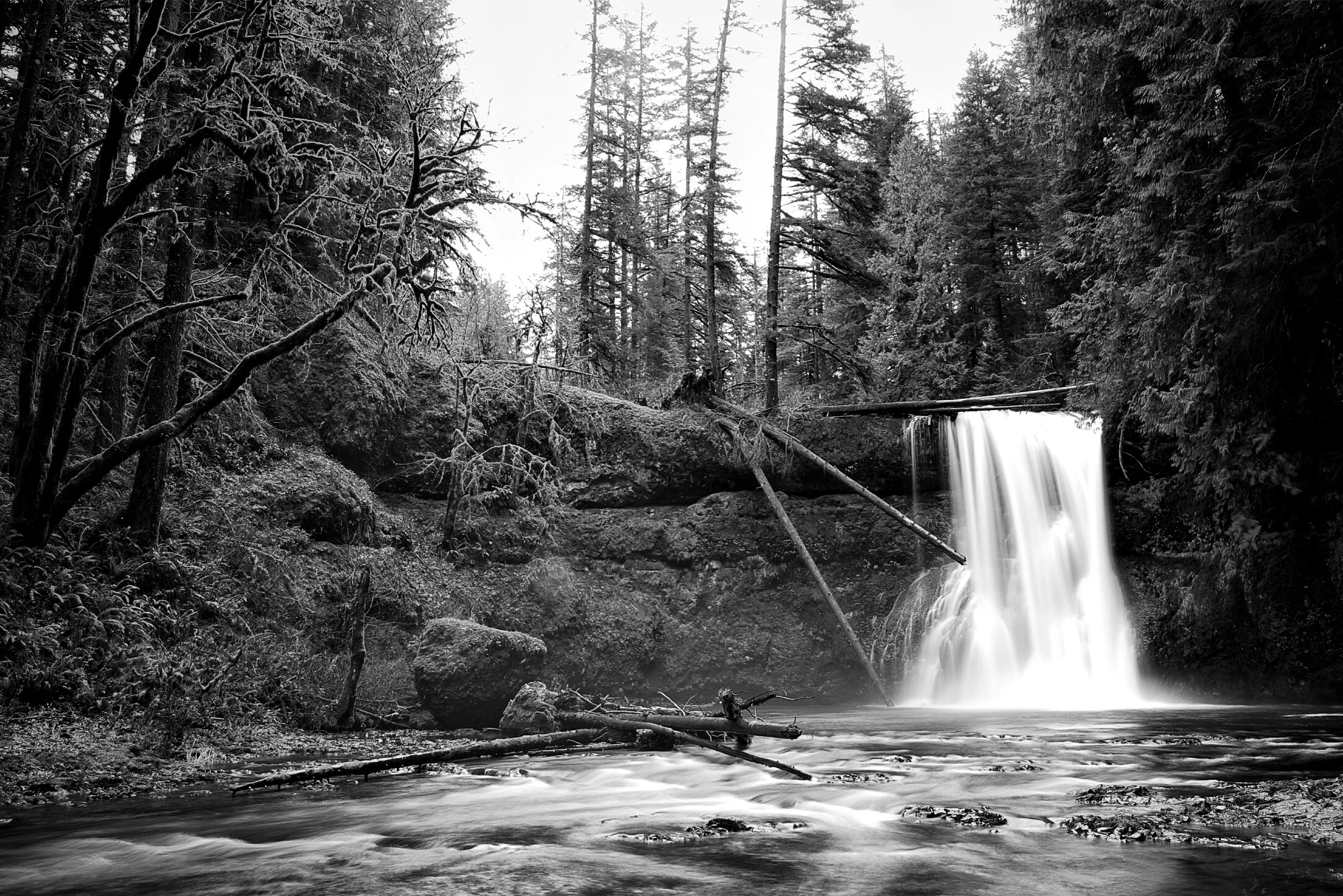 Upper North Falls B/W
