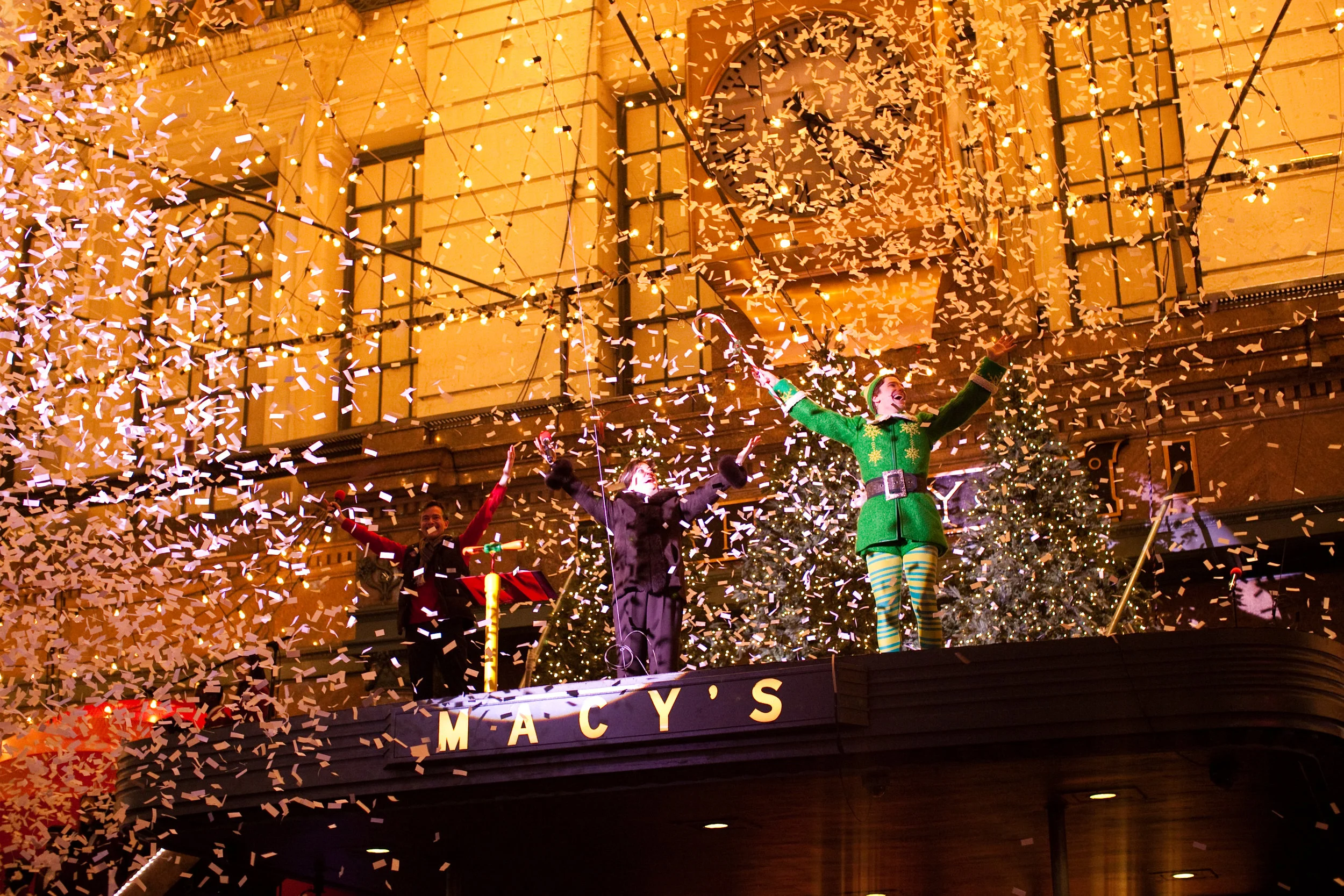 sparkgroup_macys2011_0345.jpg