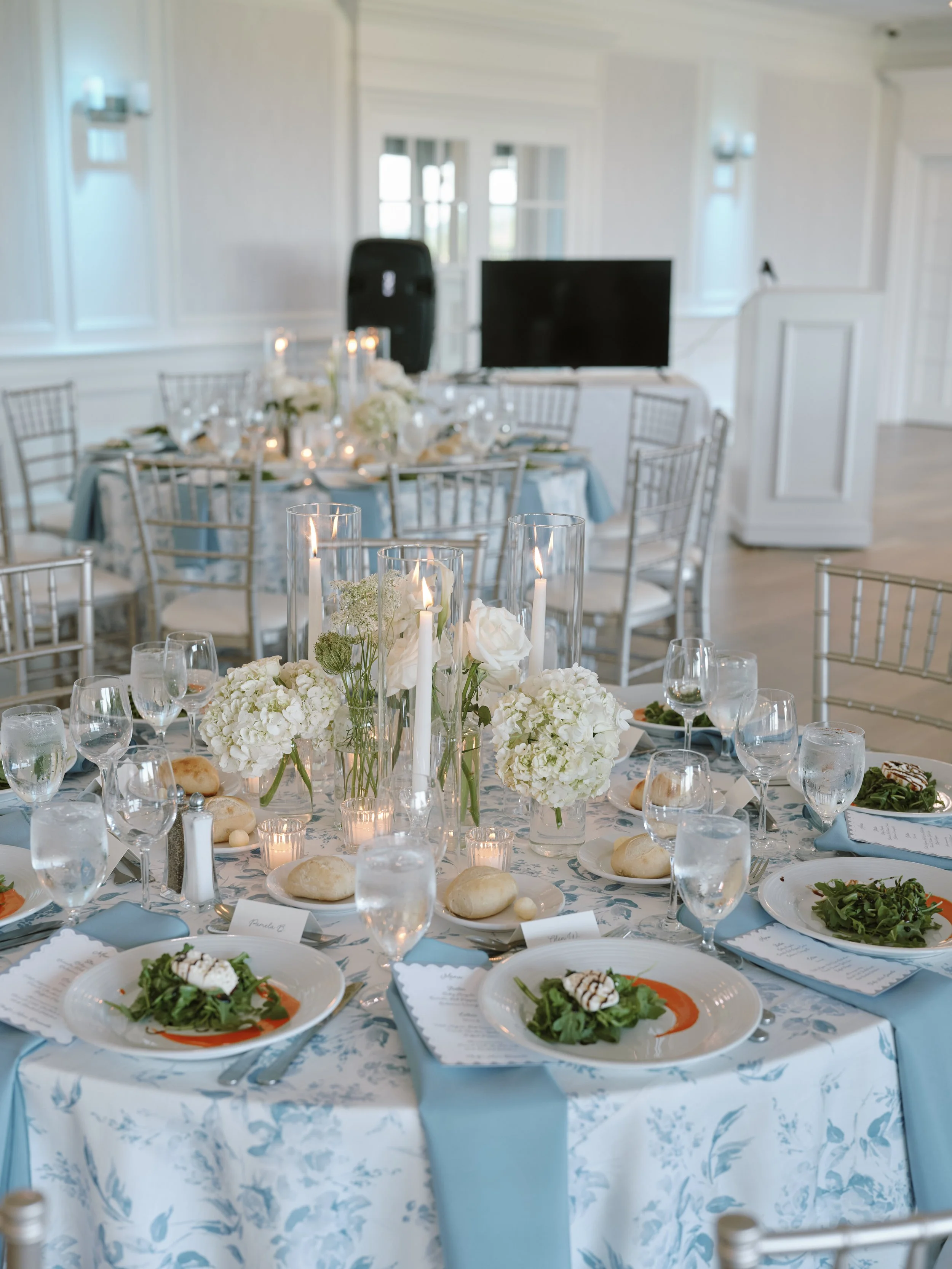 WHite flower_ Decor_ Table Julia_Matt_RehearsalDinner_Wedding 41.jpg