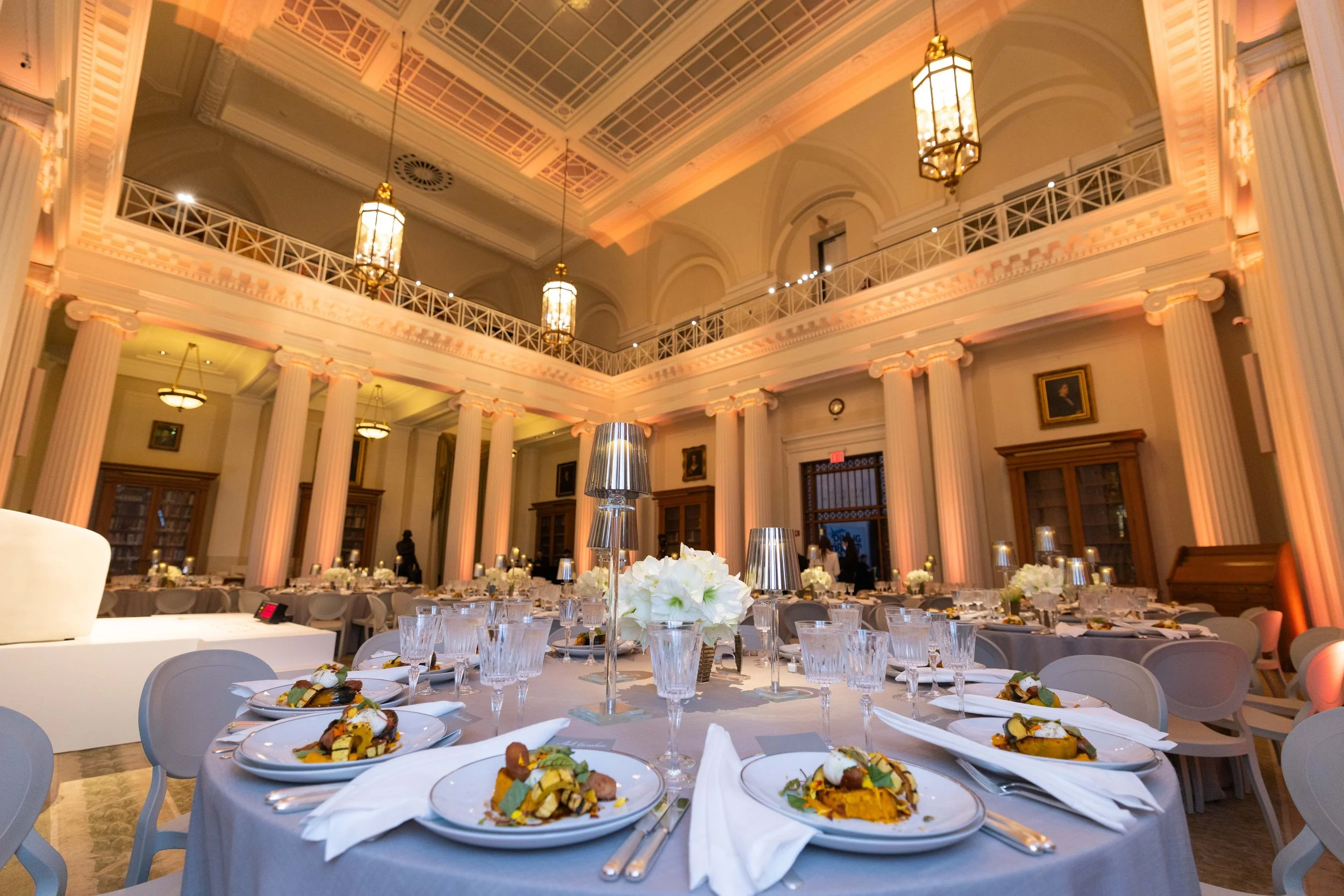 Table Decor  Atmosphere Copy of 0114-min.JPG