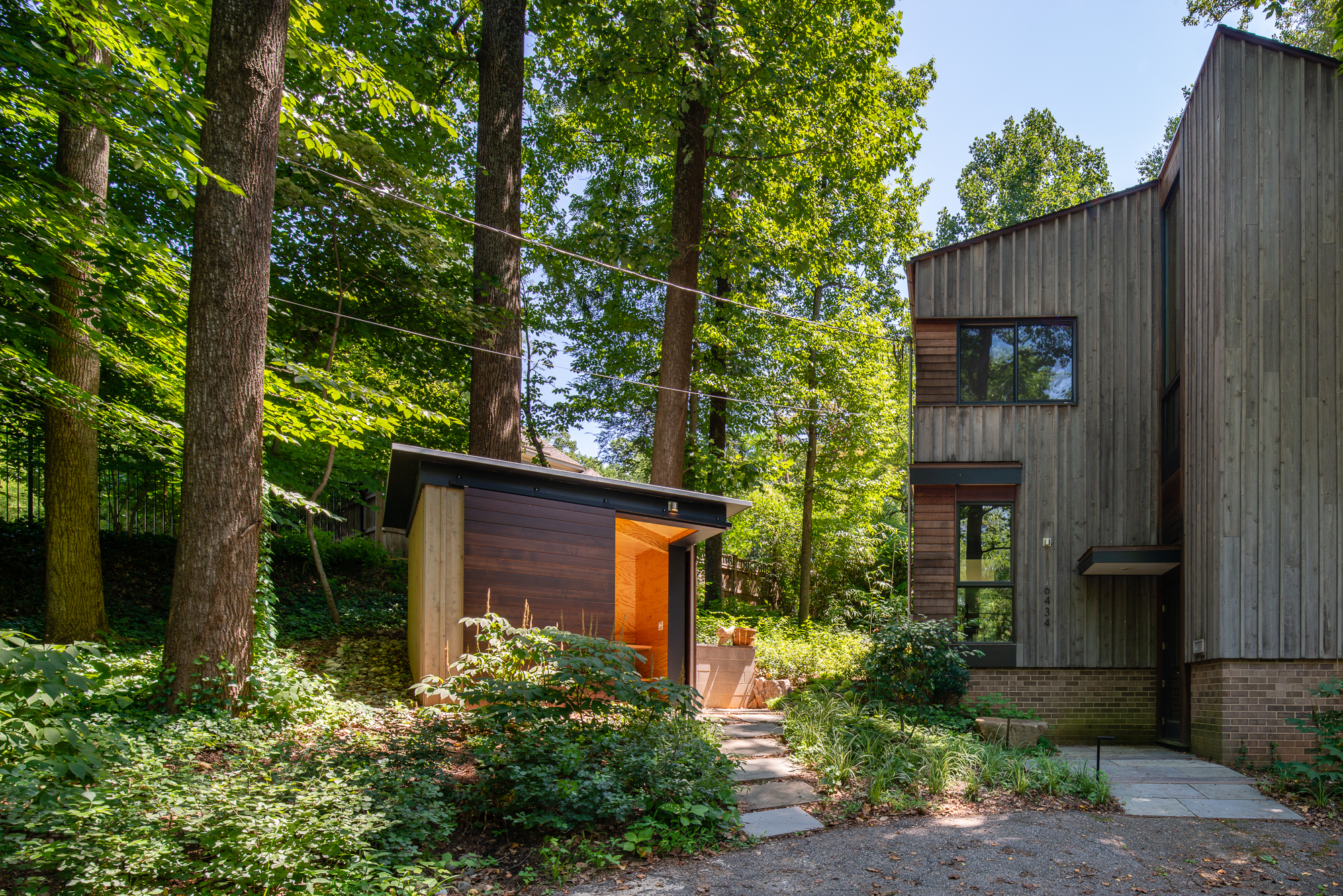   Modern Shed  Gardner Architects Bethesda, MD 