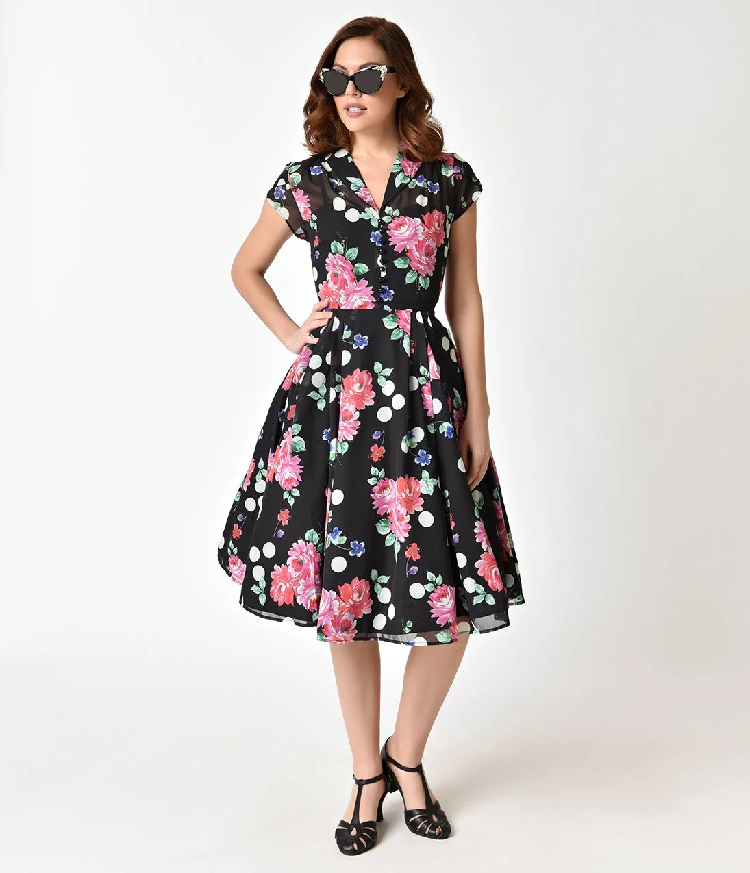 Hell_Bunny_1950s_Black_Floral_Cap_Sleeve_Bloomsbury_Chiffon_Swing_Dress_5_2048x2048.jpg