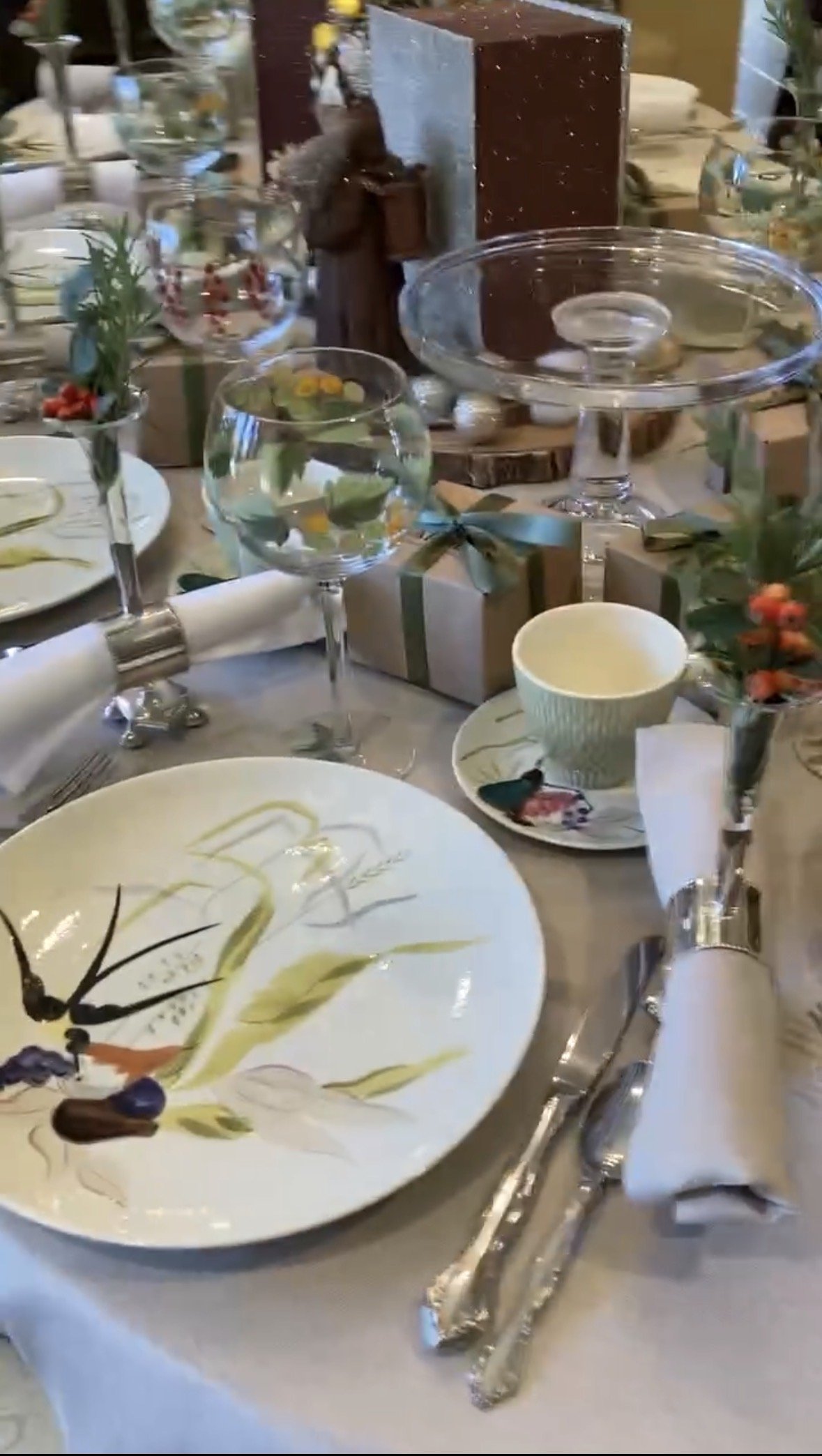 Elevate Your Tablescape!   Fine China for any occasion.
