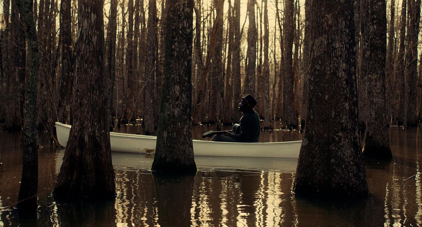 More work with @ephraim_official dropped today! &ldquo;Dirty River&rdquo;. Kayaked through swamps &amp; hiked to remote beaches to make it happen.
&hellip;

Artist &bull; @ephraim_official
Director &bull; @greysonawelch
Producer &bull; @mcclainmckinn