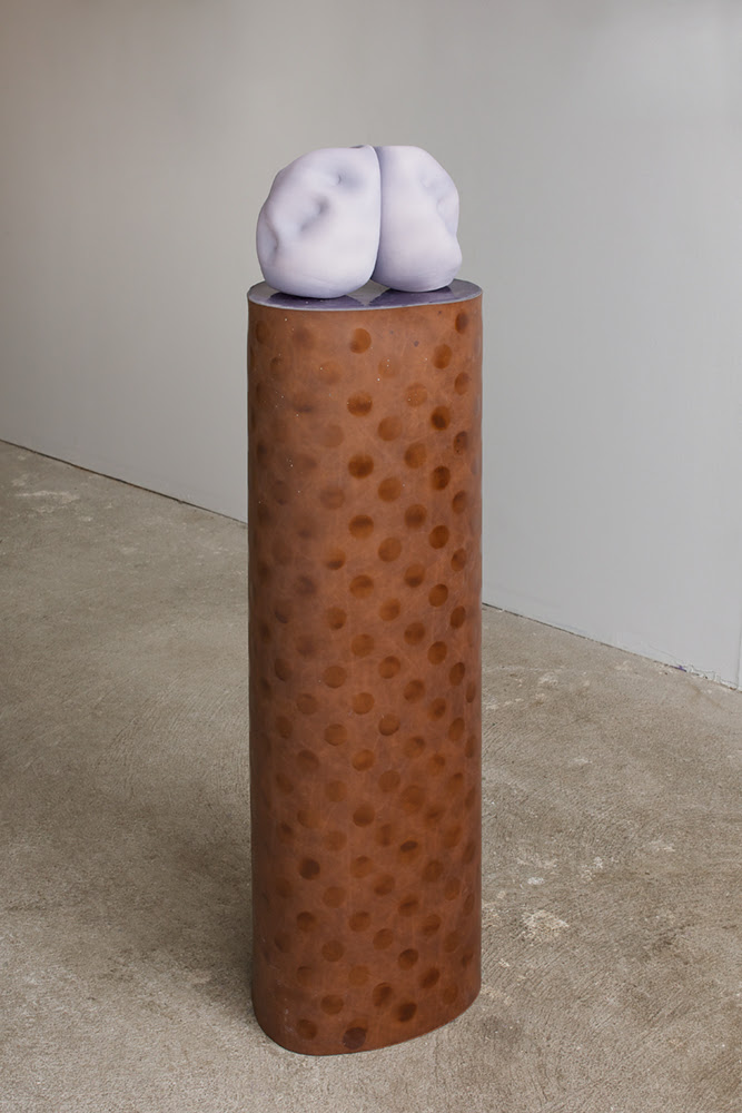 Ryan Kitson. Squozen , 2014, Painted ceramic, faux leather, resin