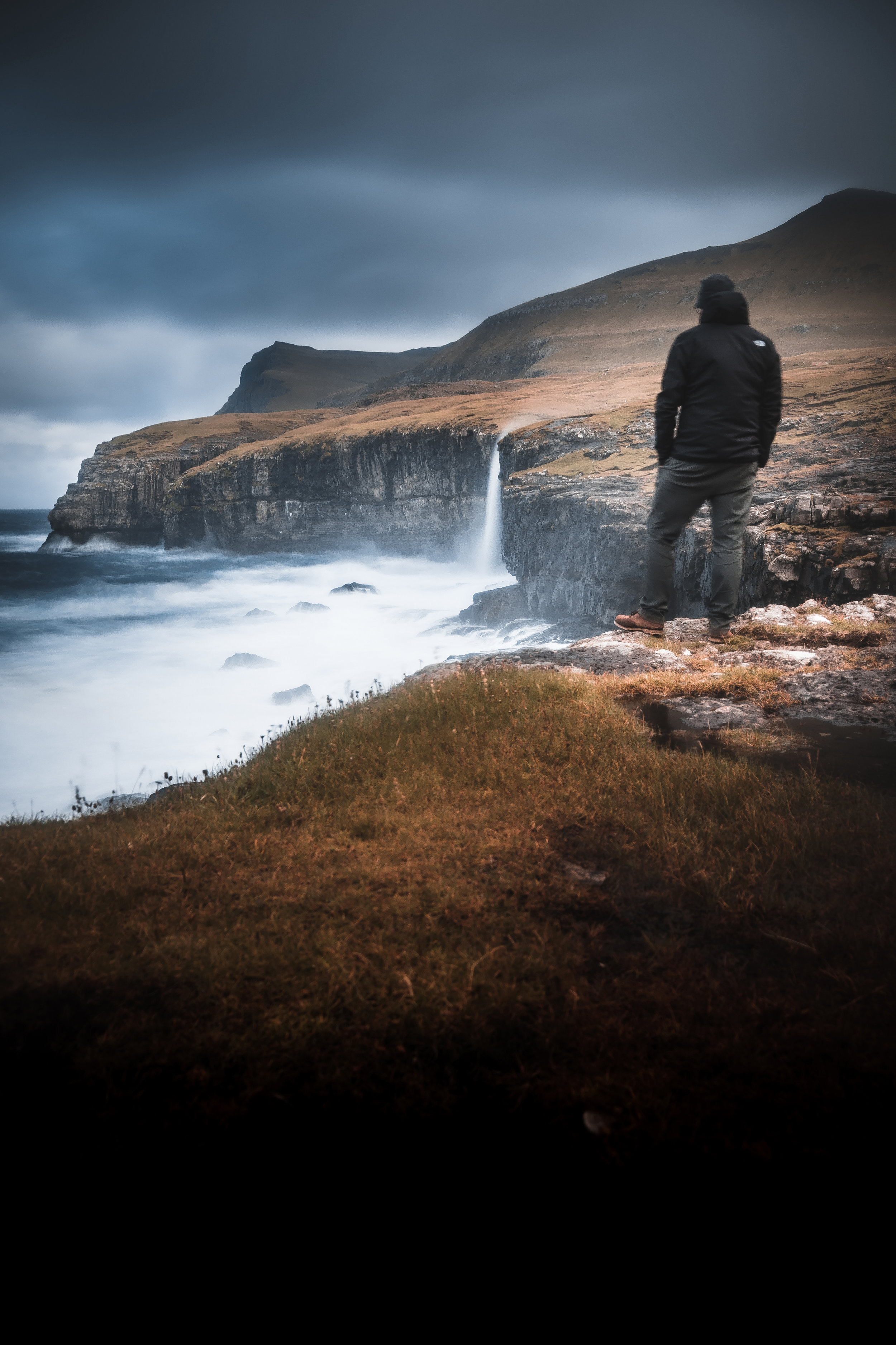 Another long exposure, with me trying to stand still. Which was pretty hard with heavy winds throwing you around.