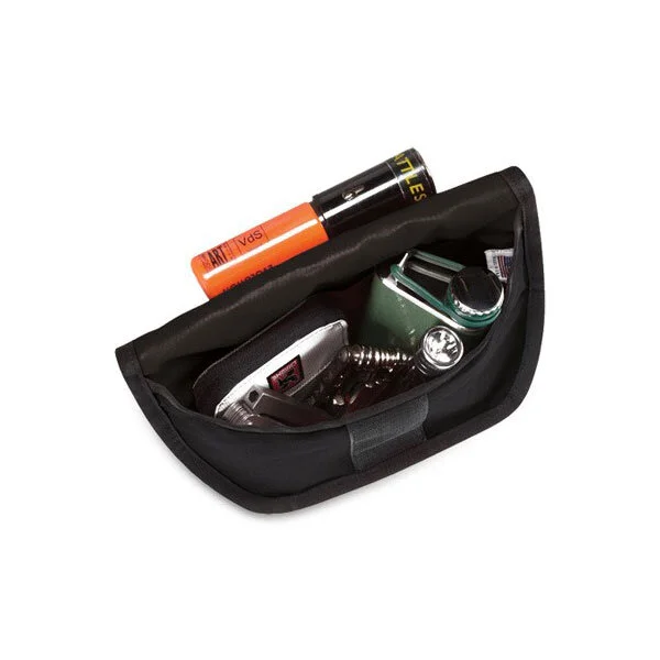 chrome-hip-pouch-blackblack-detail-5.jpg