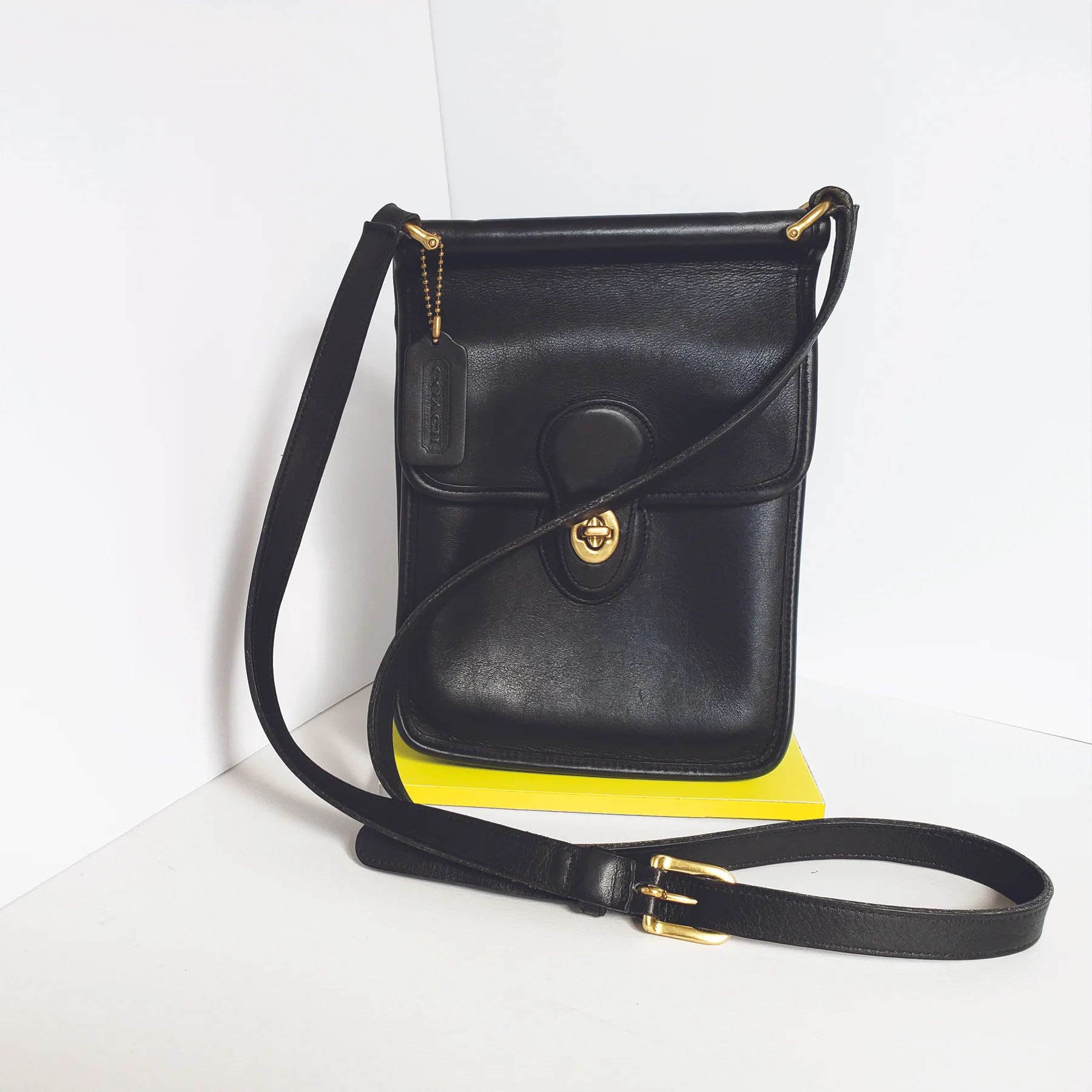 Vintage Navy Blue Leather Cross-body 1980s Coach Bag