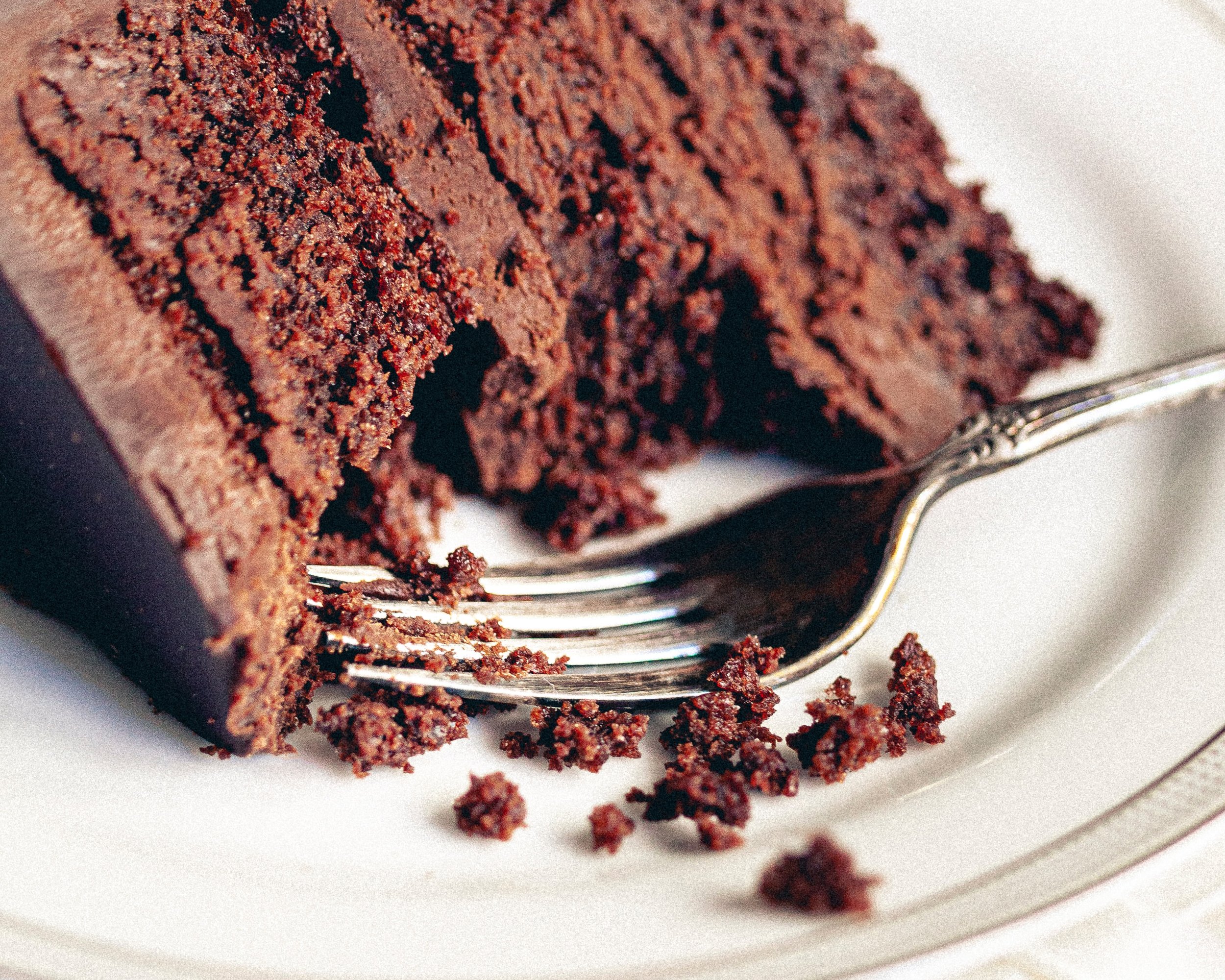 willow-restaurant-chocolate-cake.jpg