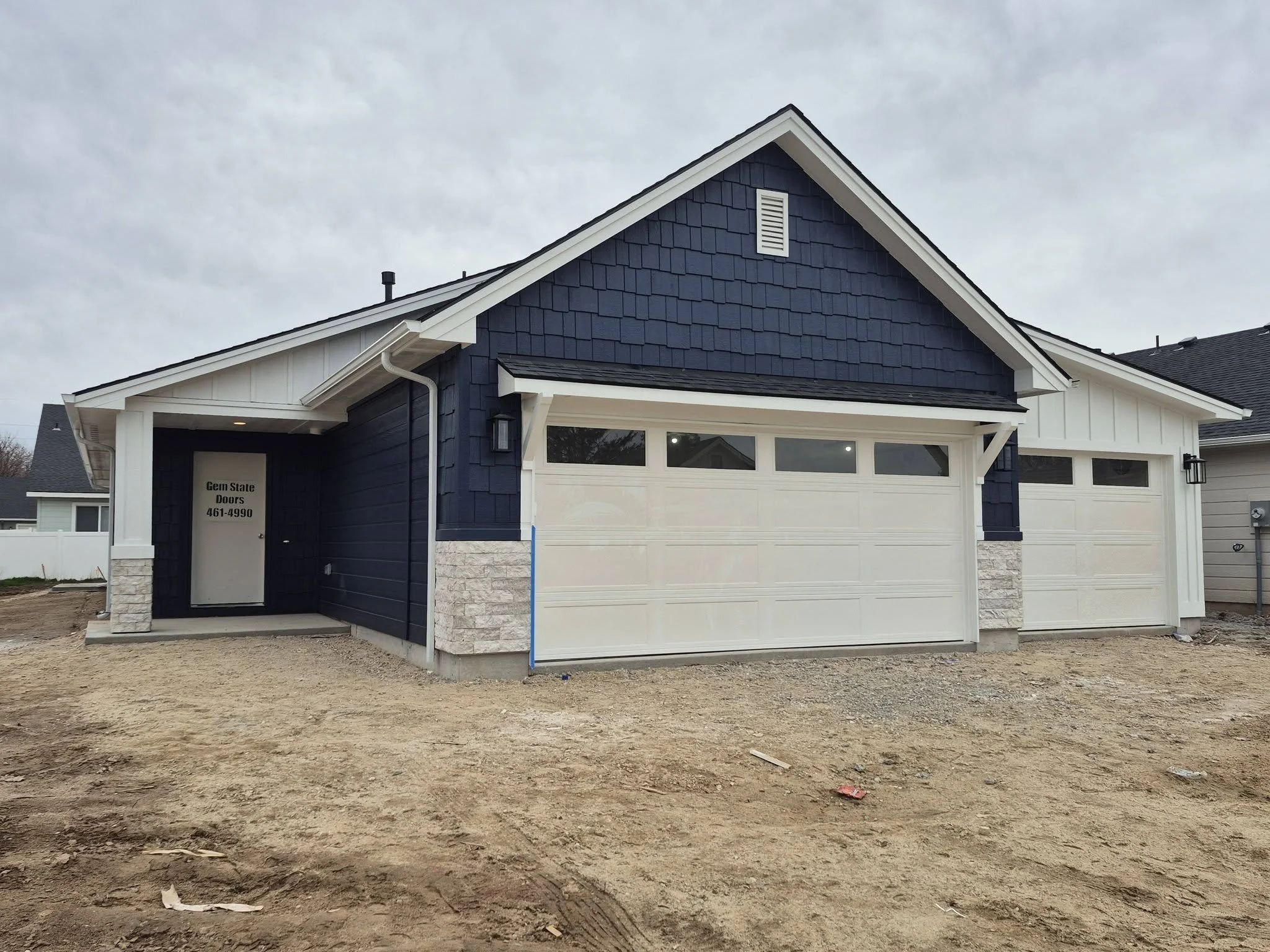 The Hon_Ext Paint.jpg