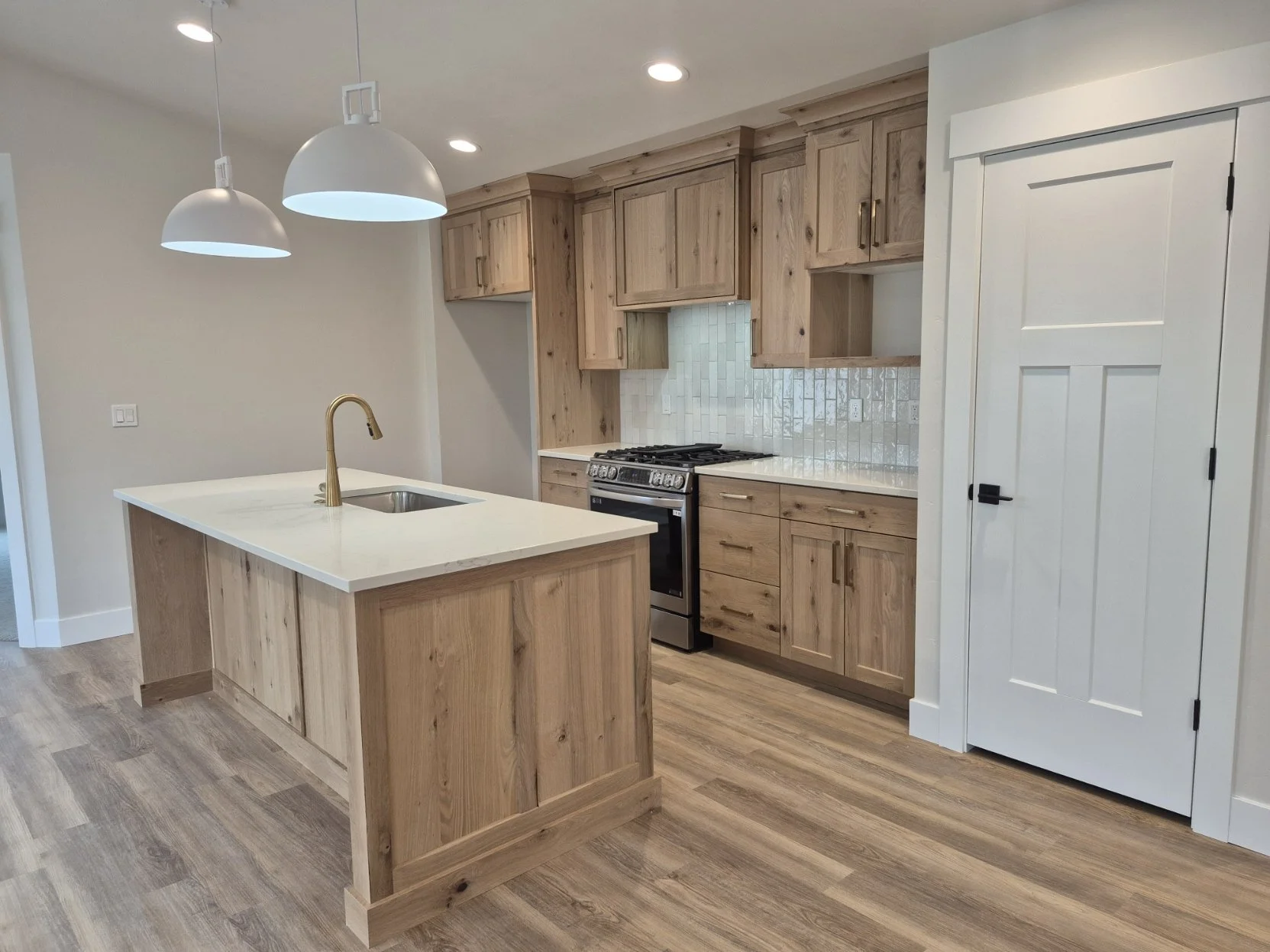 3-1 Kitchen 2.jpg