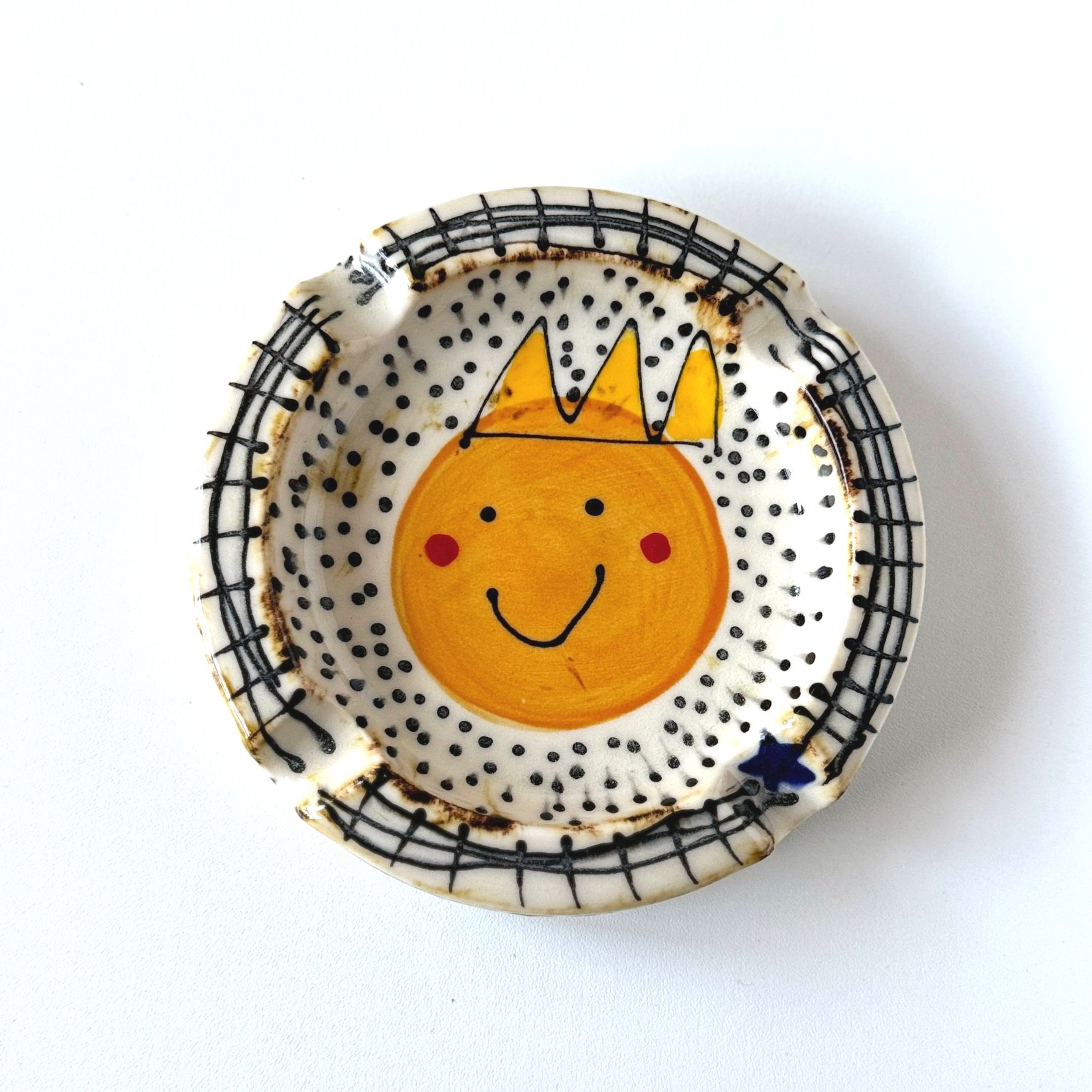 Ashtray #001 - The Joy Collection
