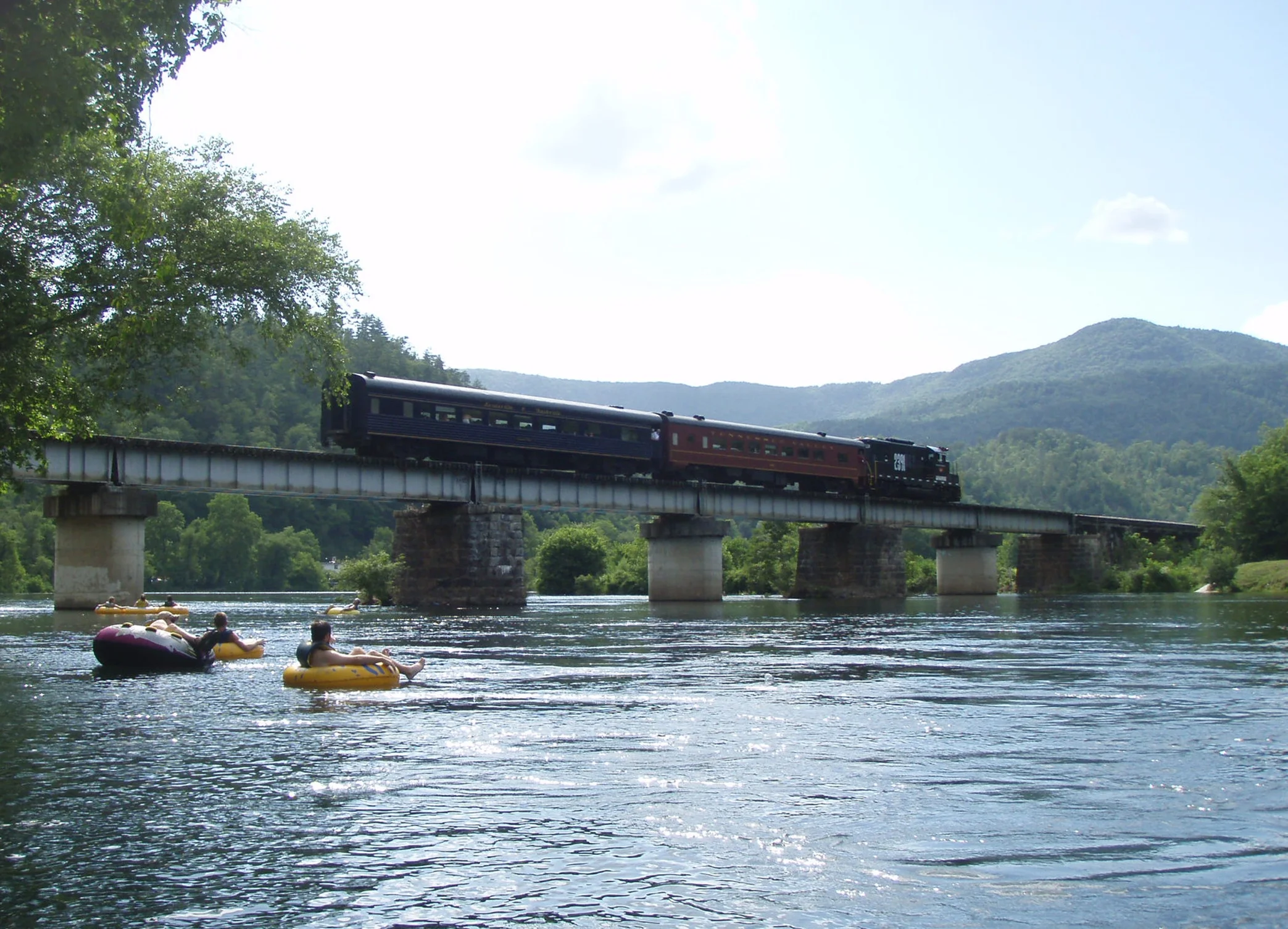 Hiwassee & train.jpg