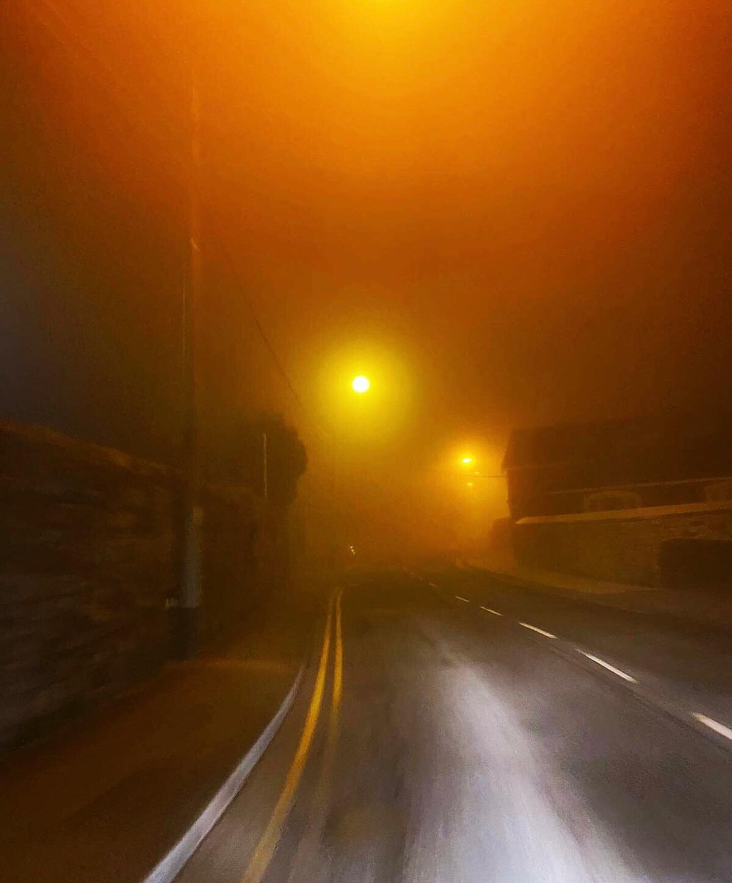 searching through a foggy mind. #corkcity #nightscapes #foggylights #foggynights #inmotion #noplacelikehome