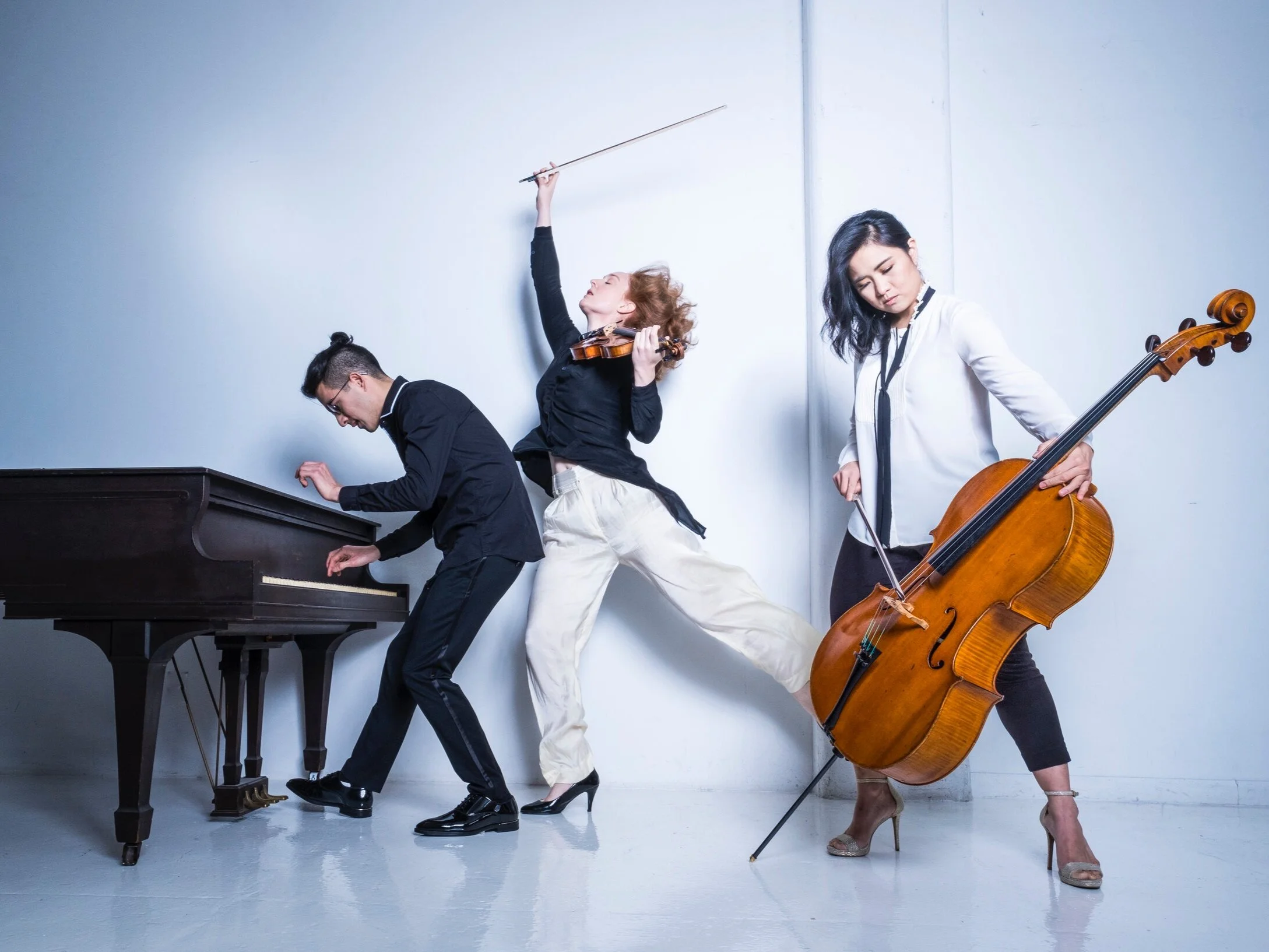 MERZ_TRIO_3802R-.jpg