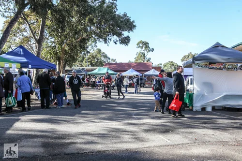 dingley village farmer's market