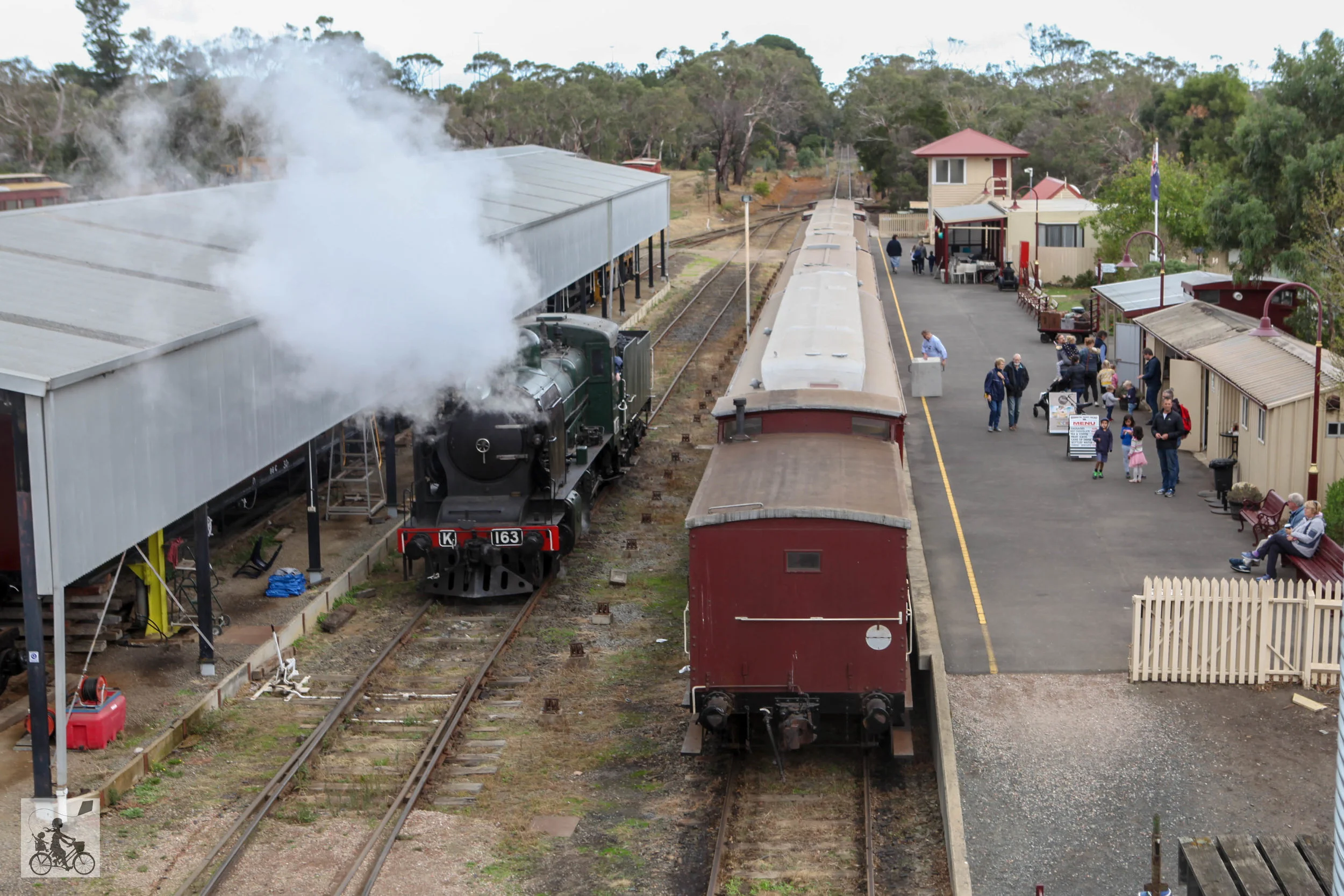 mornington heritage train railway, mornington — mamma knows south