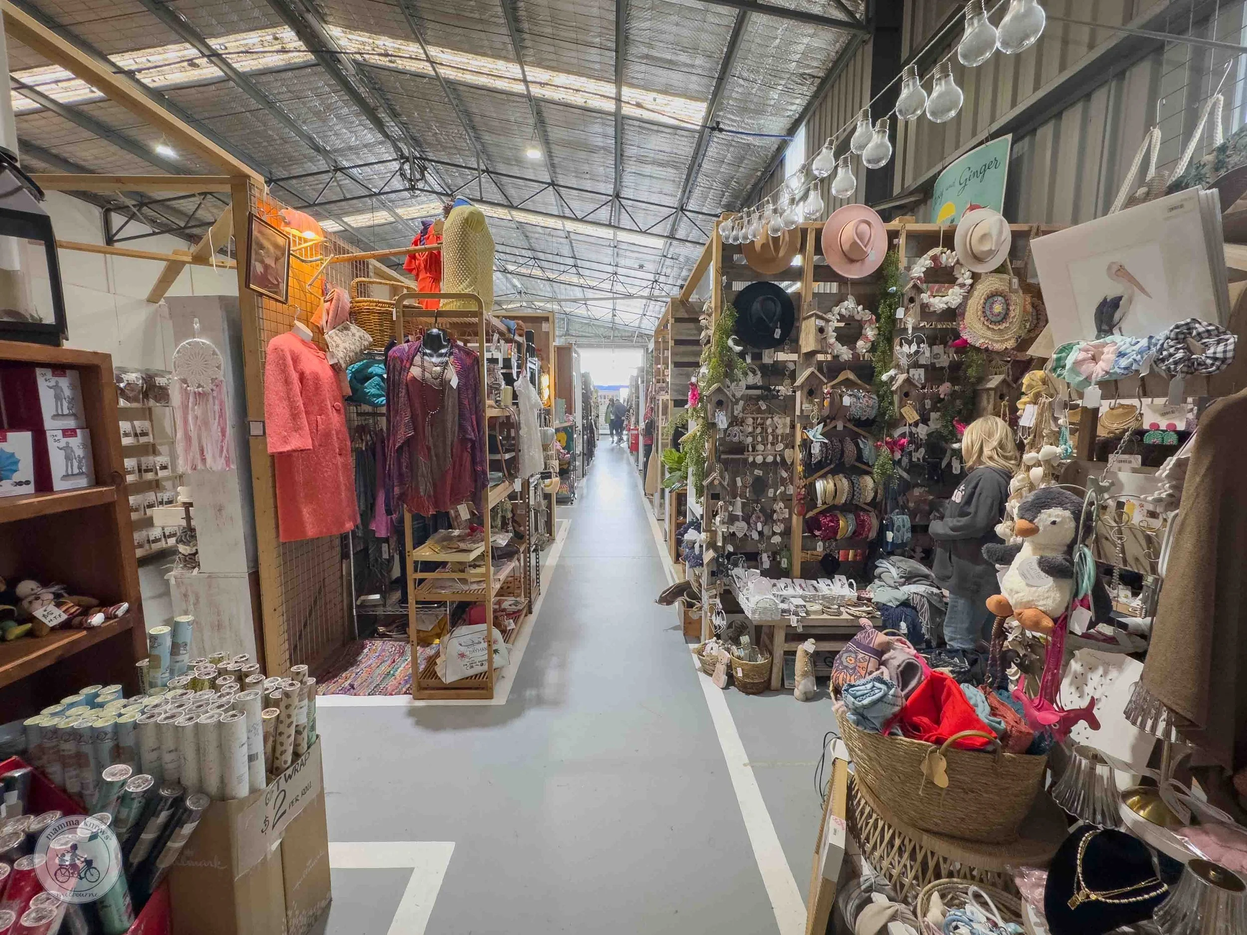 dromana indoor market, dromana - copyright mamma knows south